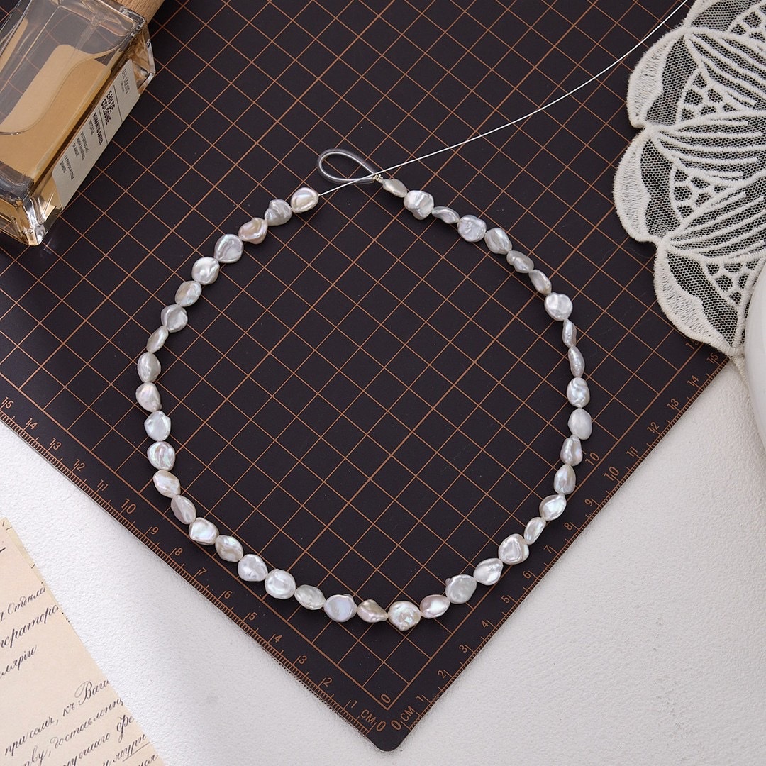 Natural freshwater pearl Baroque-style irregular diy jewelry accessories, handcrafted materials, multi-color creative decorative accessories Application Scenario