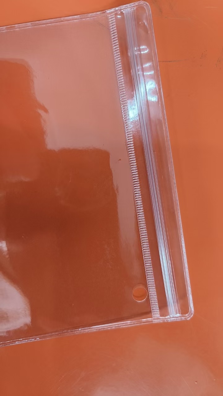 Pearlescent film toy card heads, size can be customized, PVC material pearlescent film card head bags, sample customization, customer size customization, pearlescent film card head bags, sample customization, customer size customization detail image 5