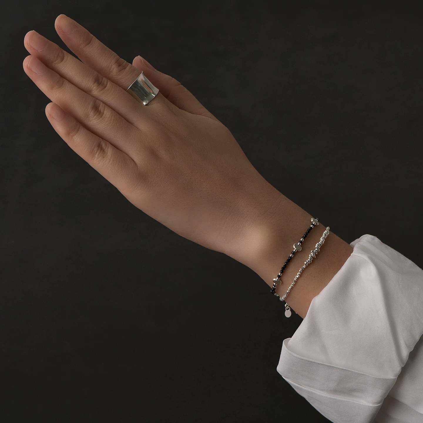 时尚不锈钢项链女简约珍珠水钻瓜链首饰百搭潮流配饰手链天然石产品图