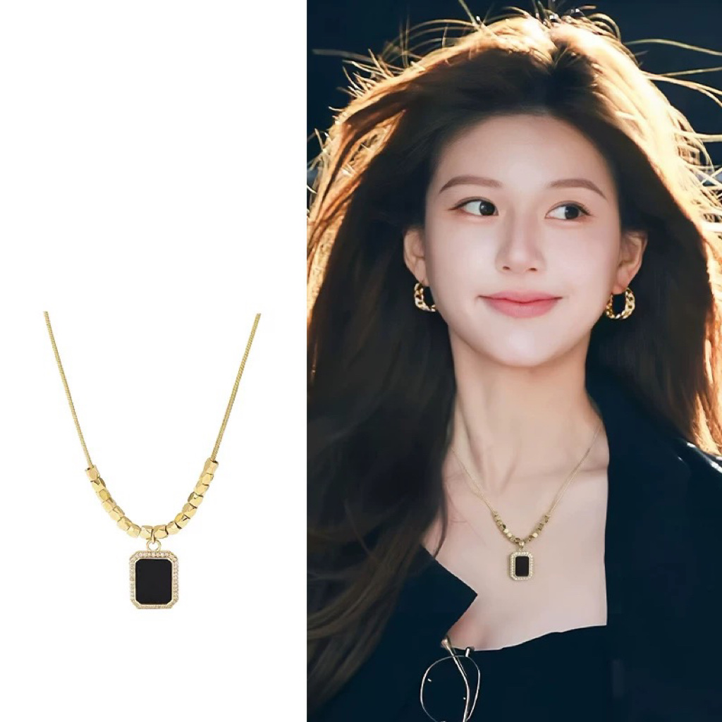 黑色方牌吊坠项链2025新款爆款轻奢高级感配饰