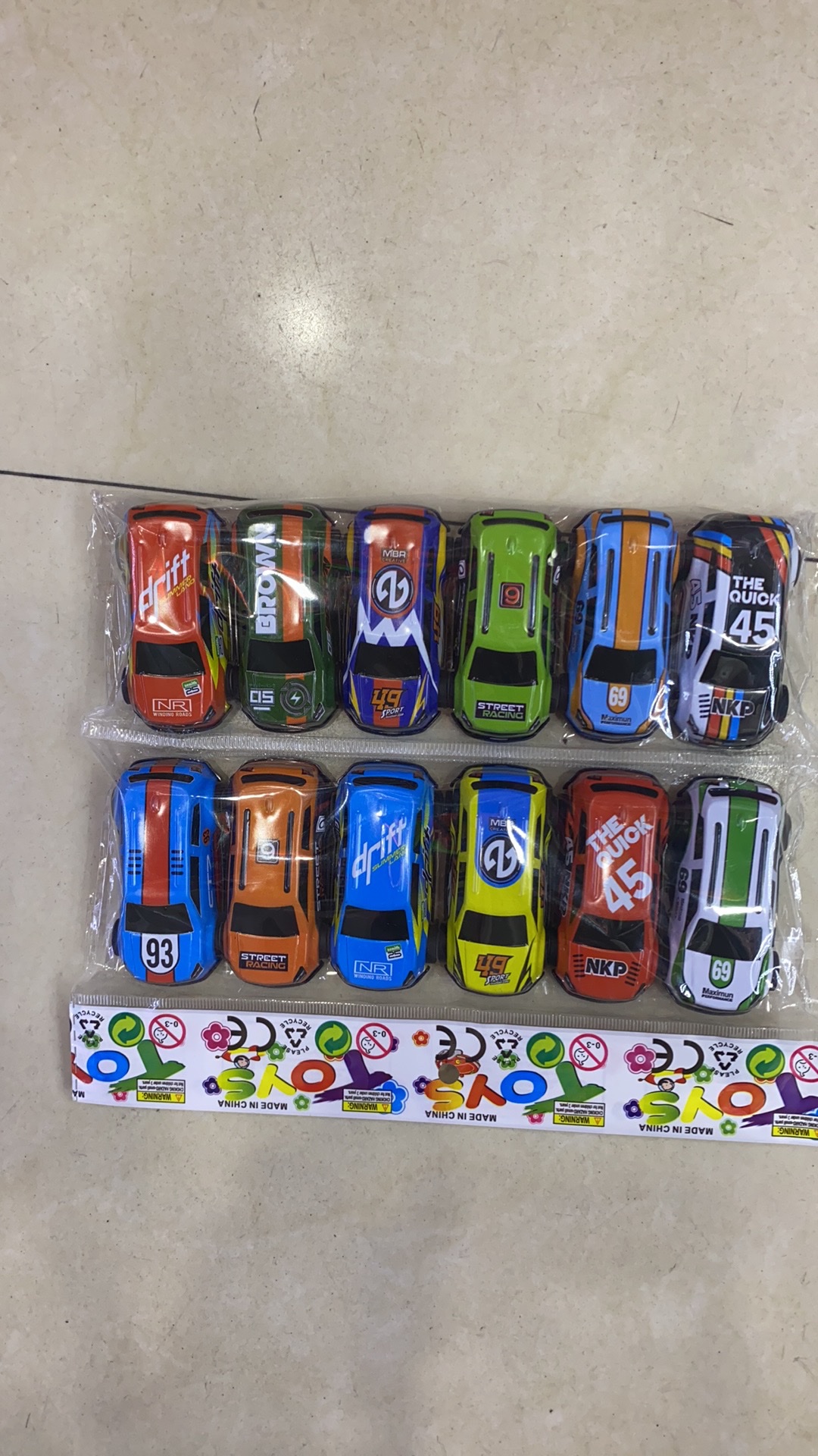 6.8CM回力小车铁皮车合金车儿童玩具回力车小汽车