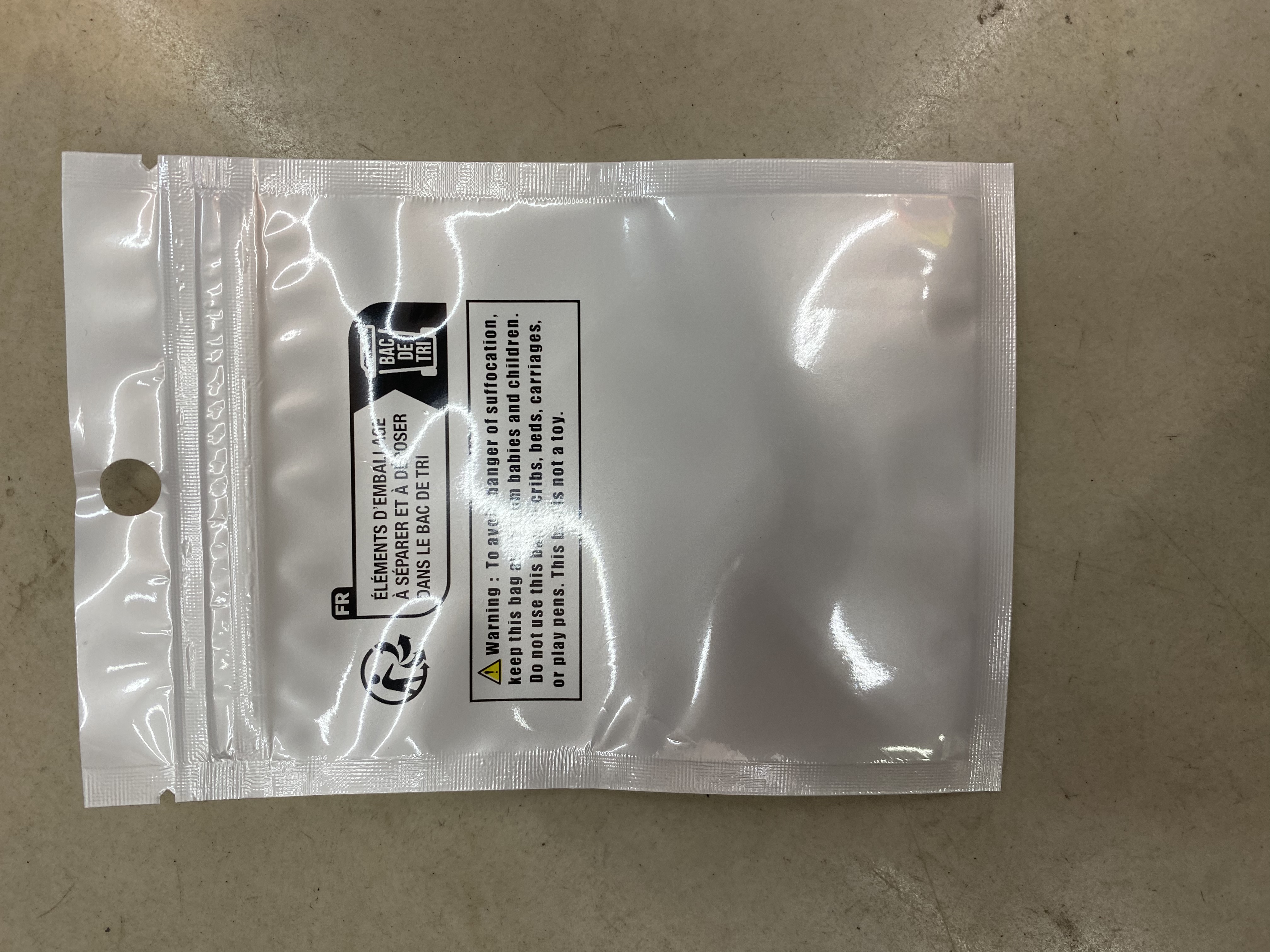 Pearlescent film card head bags, custom-made based on samples, customized according to customer size, 7x10, 8x11, 6x10, various styles, custom-made based on samples, short delivery time, can also be packaged with labels Application Scenario
