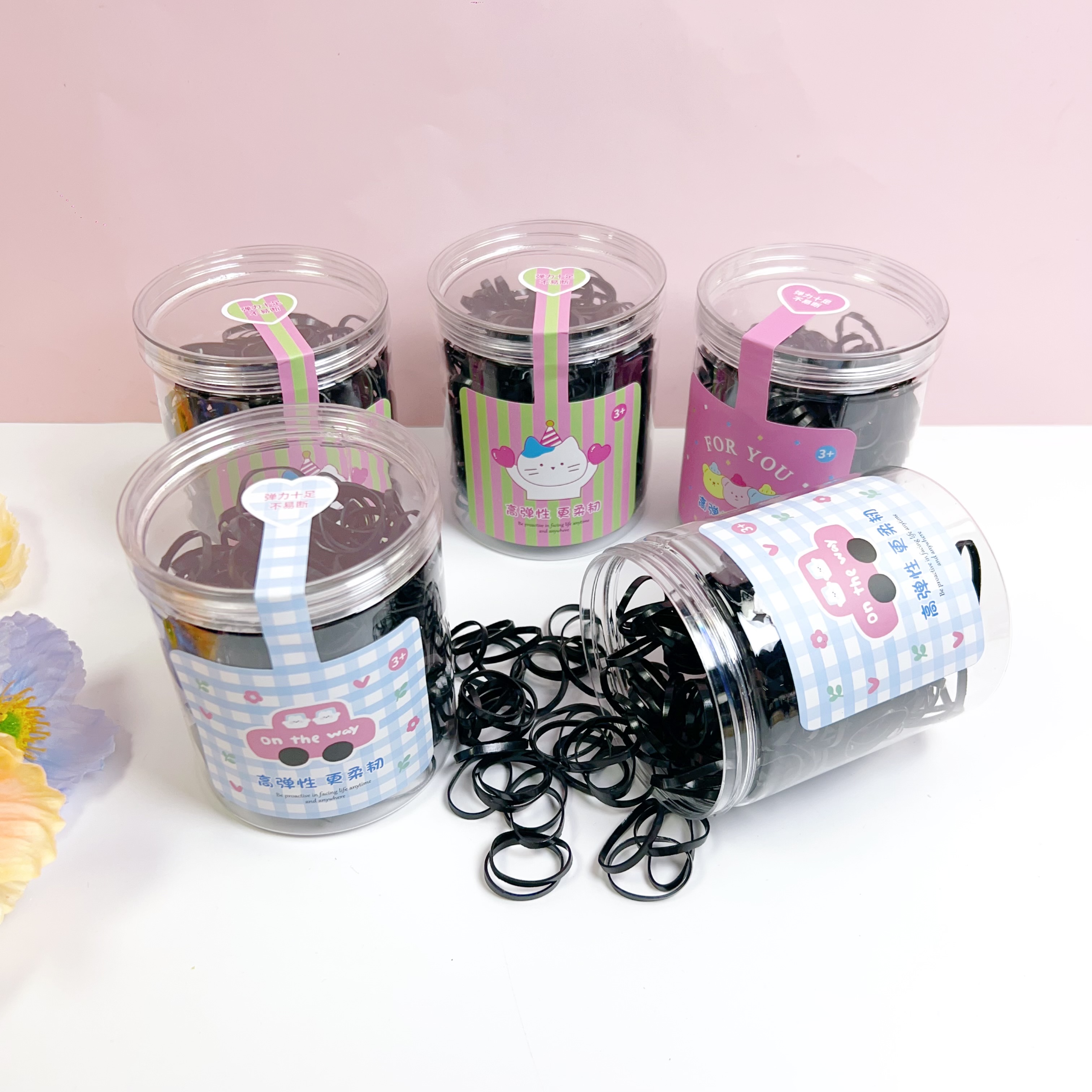 A rubber band that cannot be broken by regular strong pulling details Picture