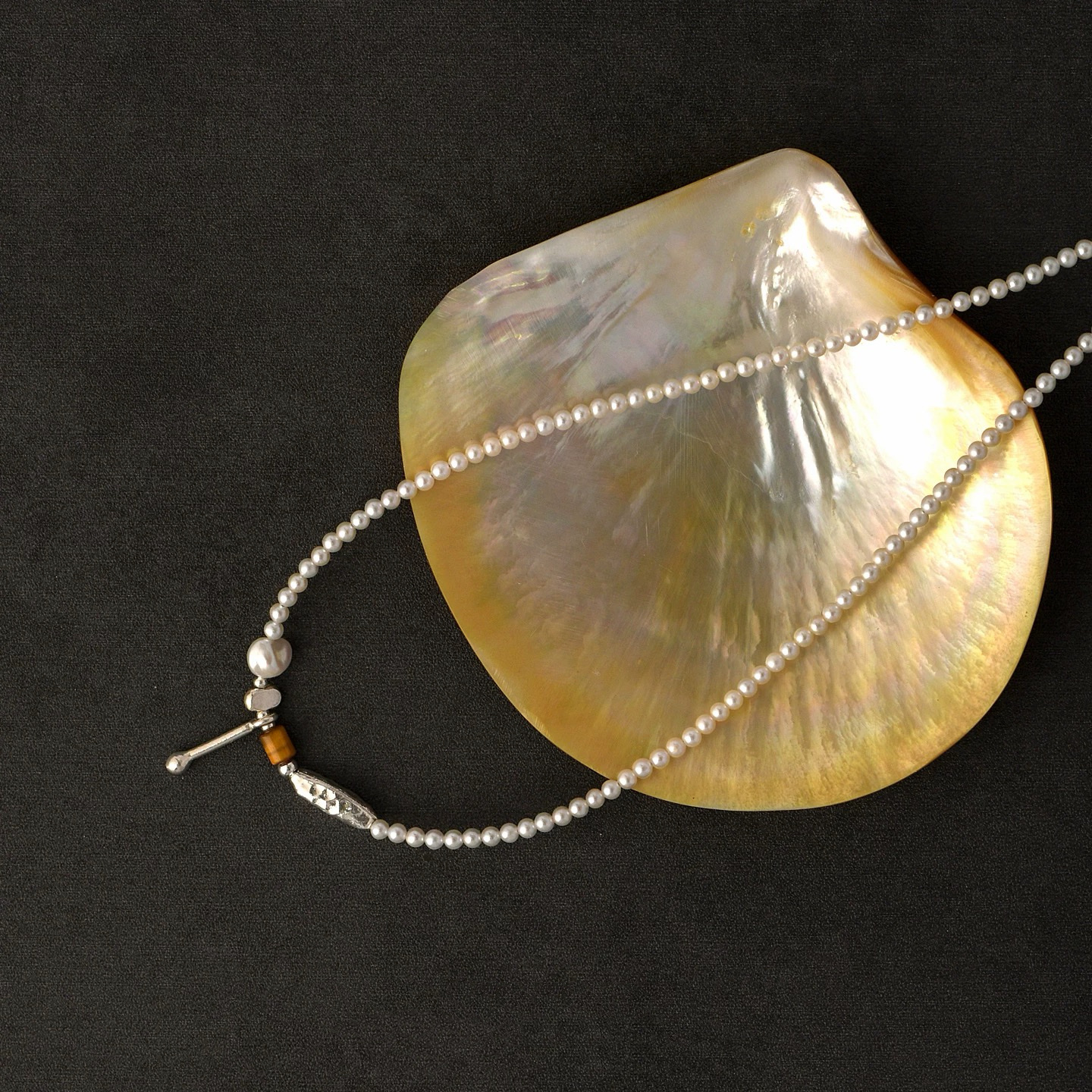 时尚不锈钢珍珠水钻瓜链项链女简约百搭首饰潮流配饰项链项链项链首饰珍珠项链细节图