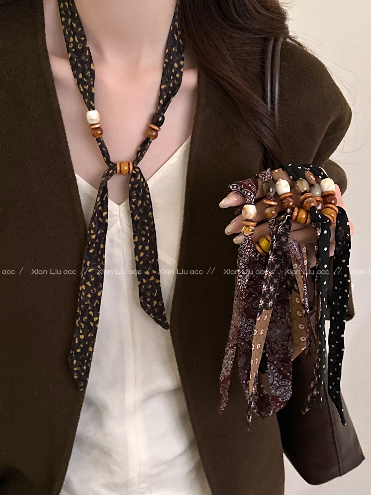 Retro cashew flower beaded silk scarf necklace for women, unique and niche design, adjustable sweater chain, atmosphere accessory, women's cold style silk scarf sweater chain, versatile necklace detail image 2