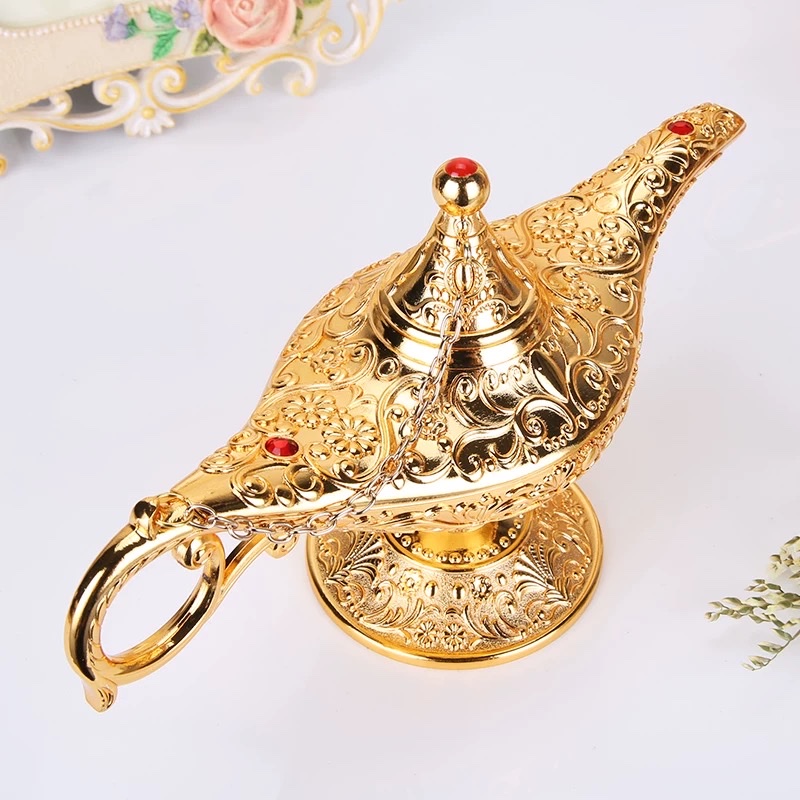 Aladdin's magic lamp tinware, retro European handicrafts, alloy creative, Russian wish lantern, home metal decorative items, handicrafts, gilding with resin coating, sturdy alloy made, elegant and romantic European style, purely hand-carved detail image 2
