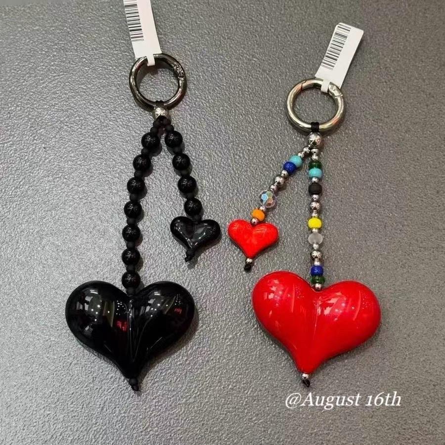 Dongdaemun accessories, mobile phone pendants, bag buckles, bag hangers, decorative chains, mobile phone chains, short and fashionable mobile phone chains for women detail image 7