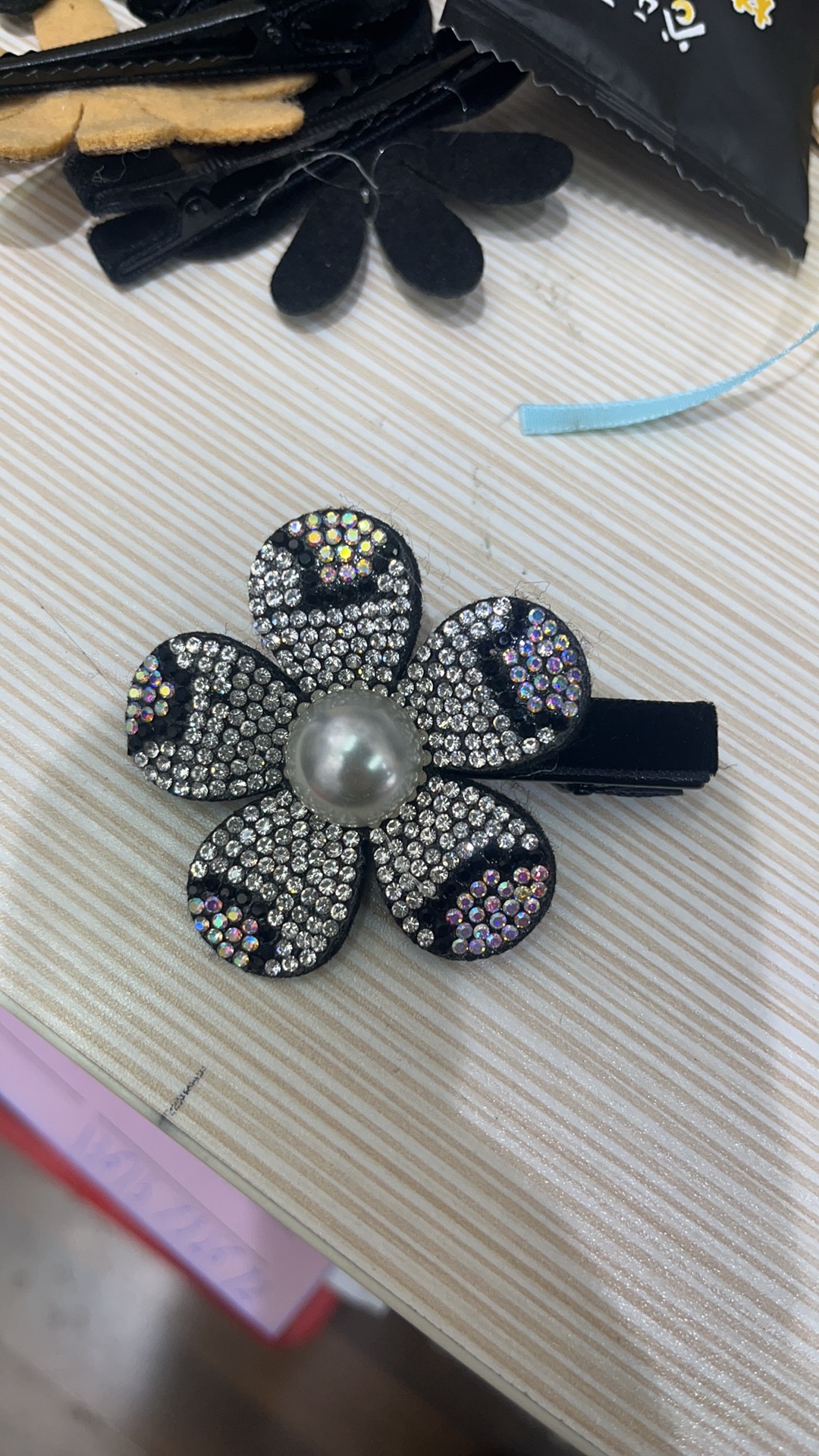 新年红色鸭嘴夹儿童发夹发饰发夹发饰品可爱发型装饰头饰