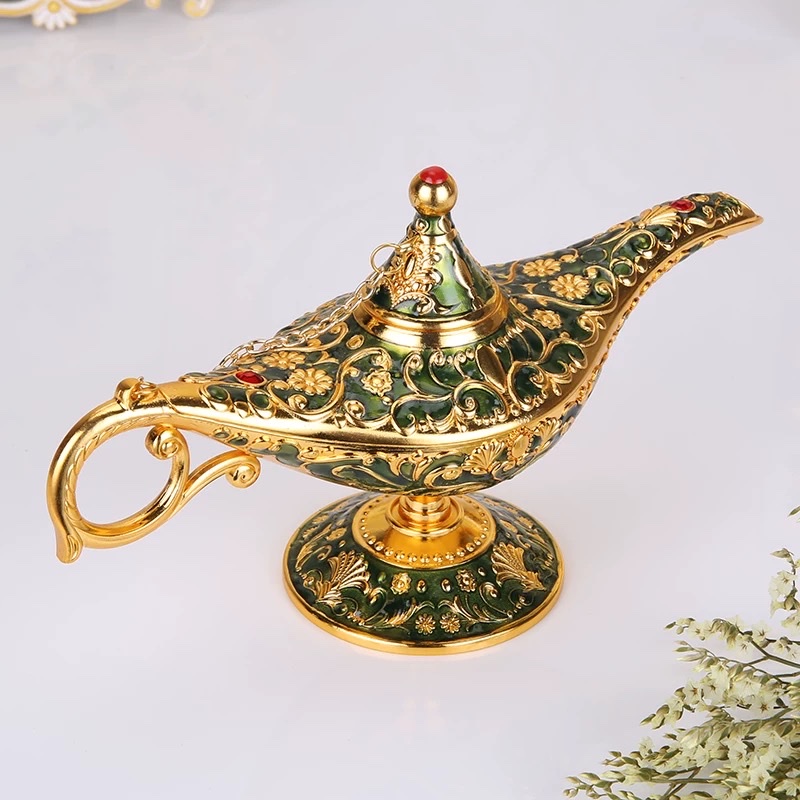Aladdin's magic lamp tinware, retro European handicrafts, alloy creative, Russian wish lantern, home metal decorative items, handicrafts, gilding with resin coating, sturdy alloy made, elegant and romantic European style, purely hand-carved Specification image