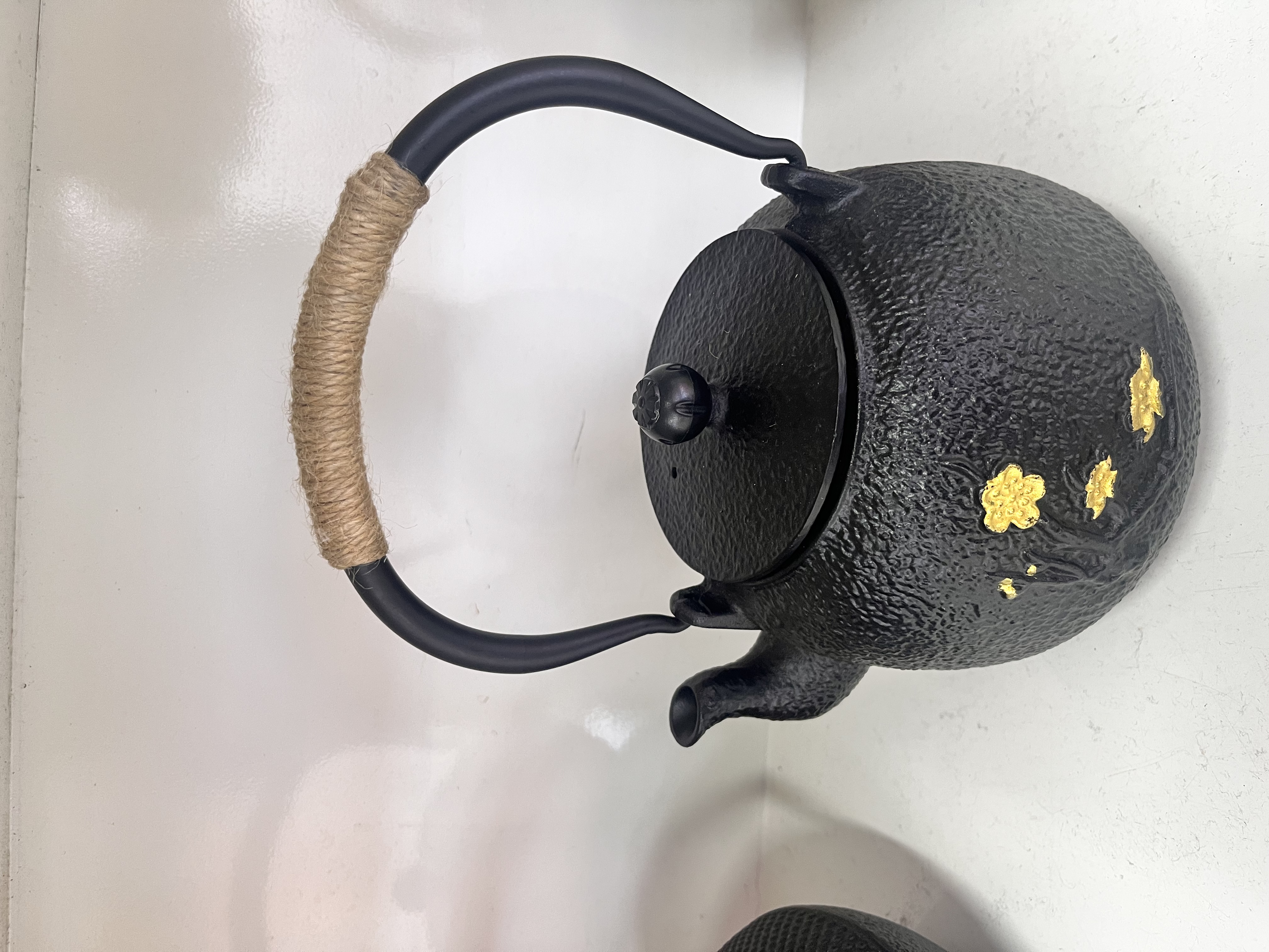 铸铁茶壶紫砂杯紫砂杯紫砂羊紫砂杯产品图