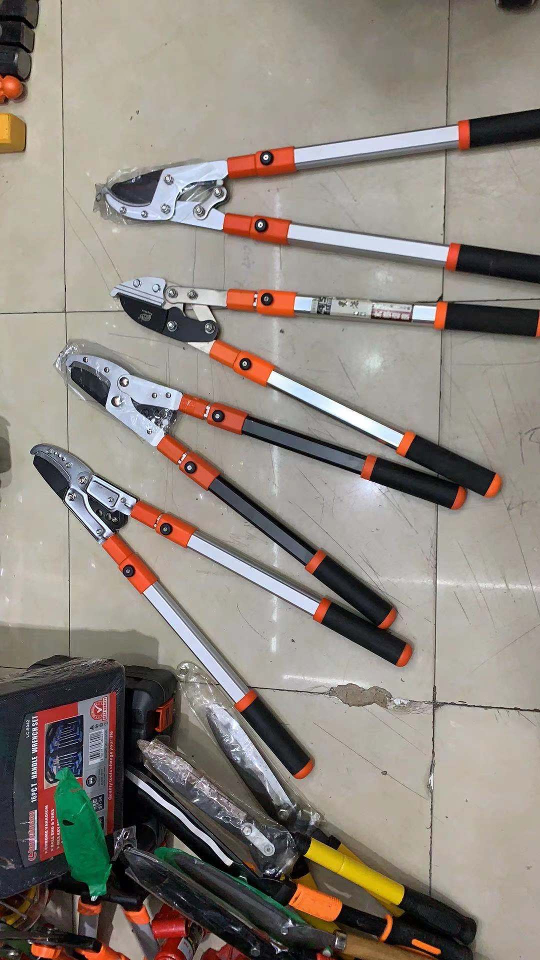 新款伸缩园林剪