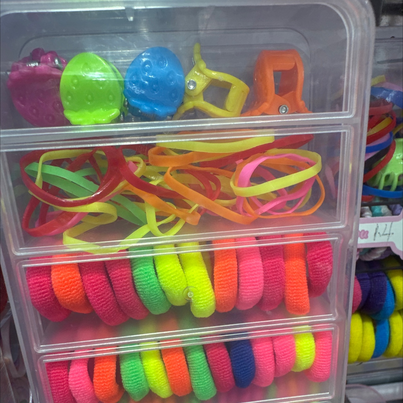 潮流玩具毛绒饰品戒指化妆玩具配件多款可选趣味创意装饰品