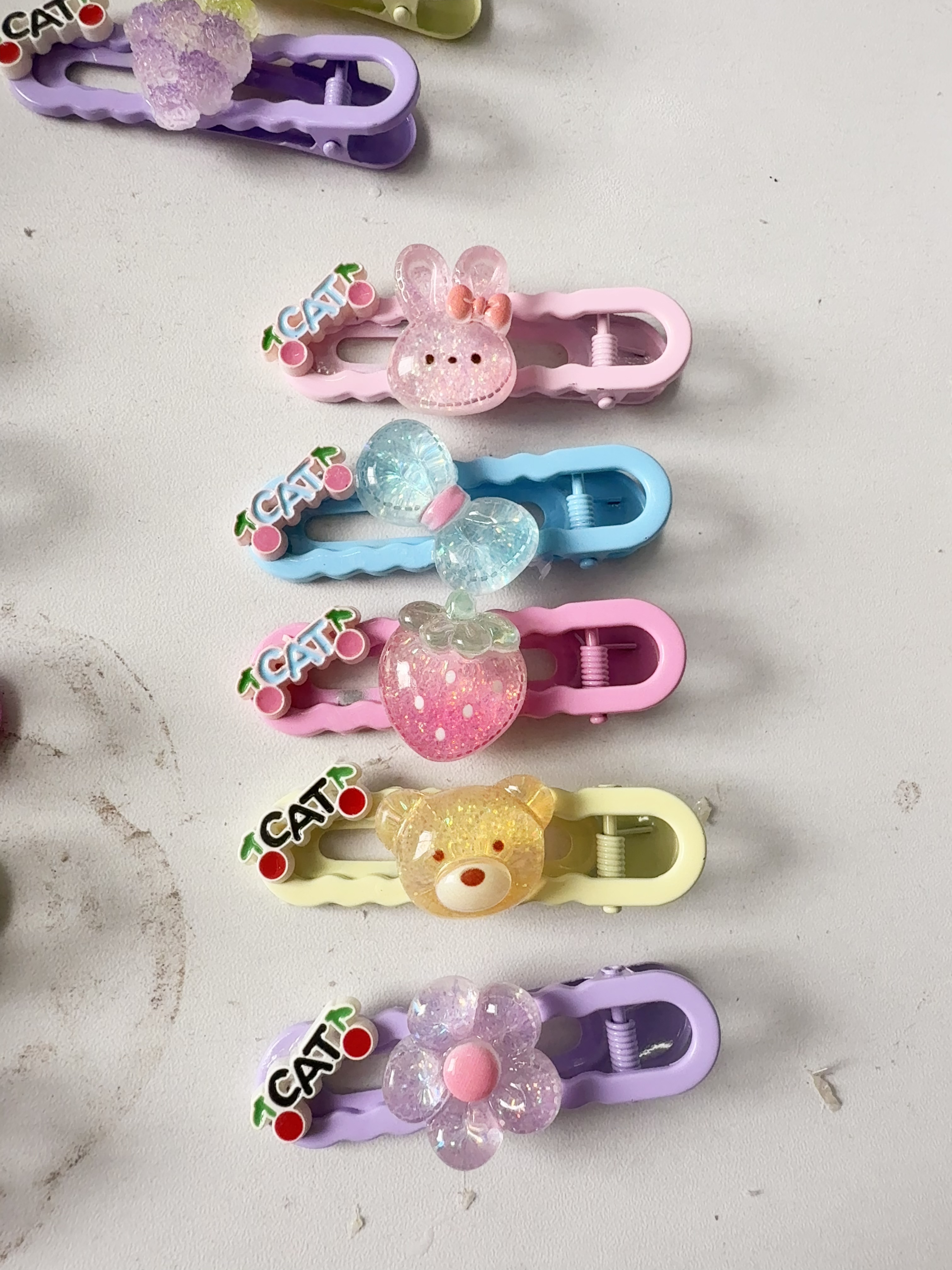 Spring children's hairpins