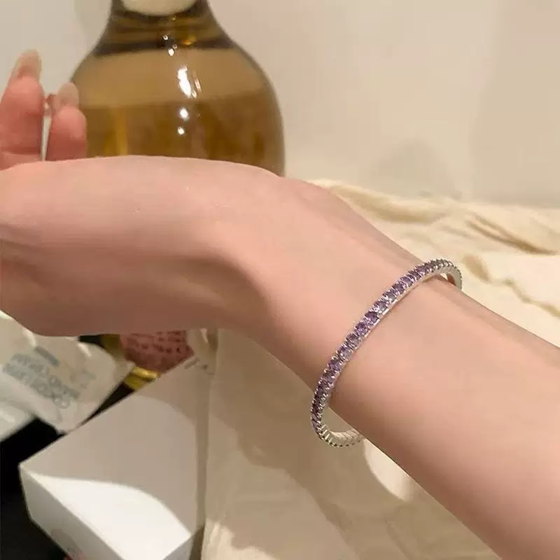 s925 sterling silver versatile sparkling Zircon round bead bracelet, elegant and niche accessory, simple small diamond jewelry accessory Application Scenario