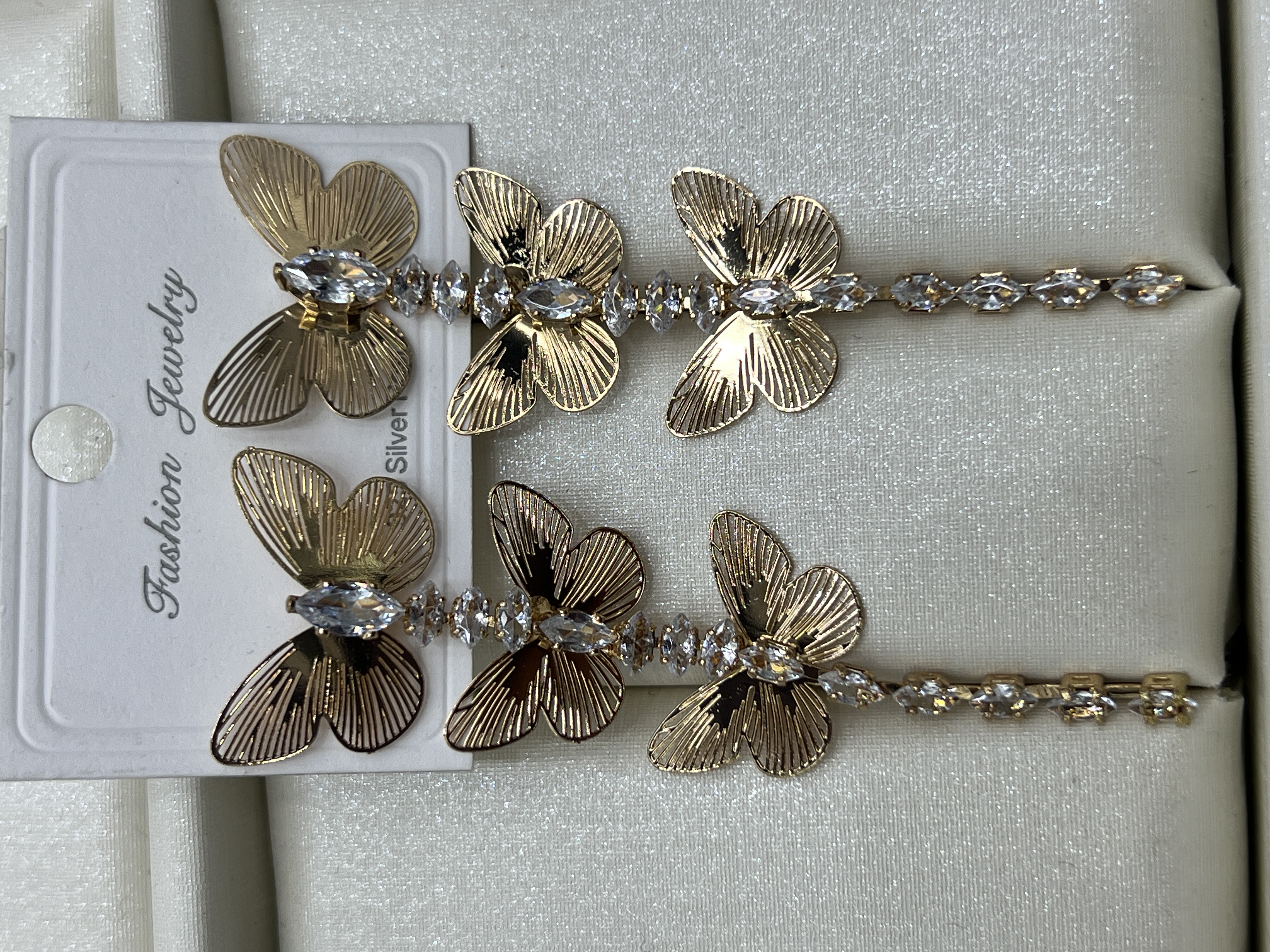 Exquisite European and American style earrings, welded zircon earrings