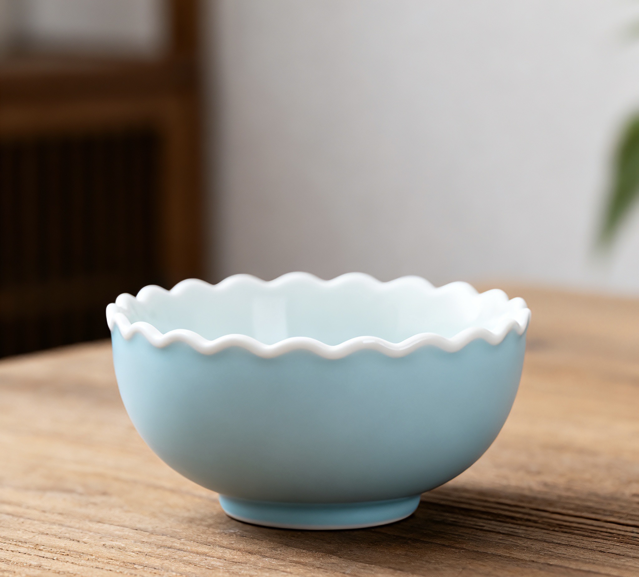 "Healing light Blue lace Bowl" Home ceramic small bowl, dessert salad bowl, single-person instant noodle bowl, cute tableware, ceramic, ceramic, ceramic, ceramic, ceramic Application Scenario