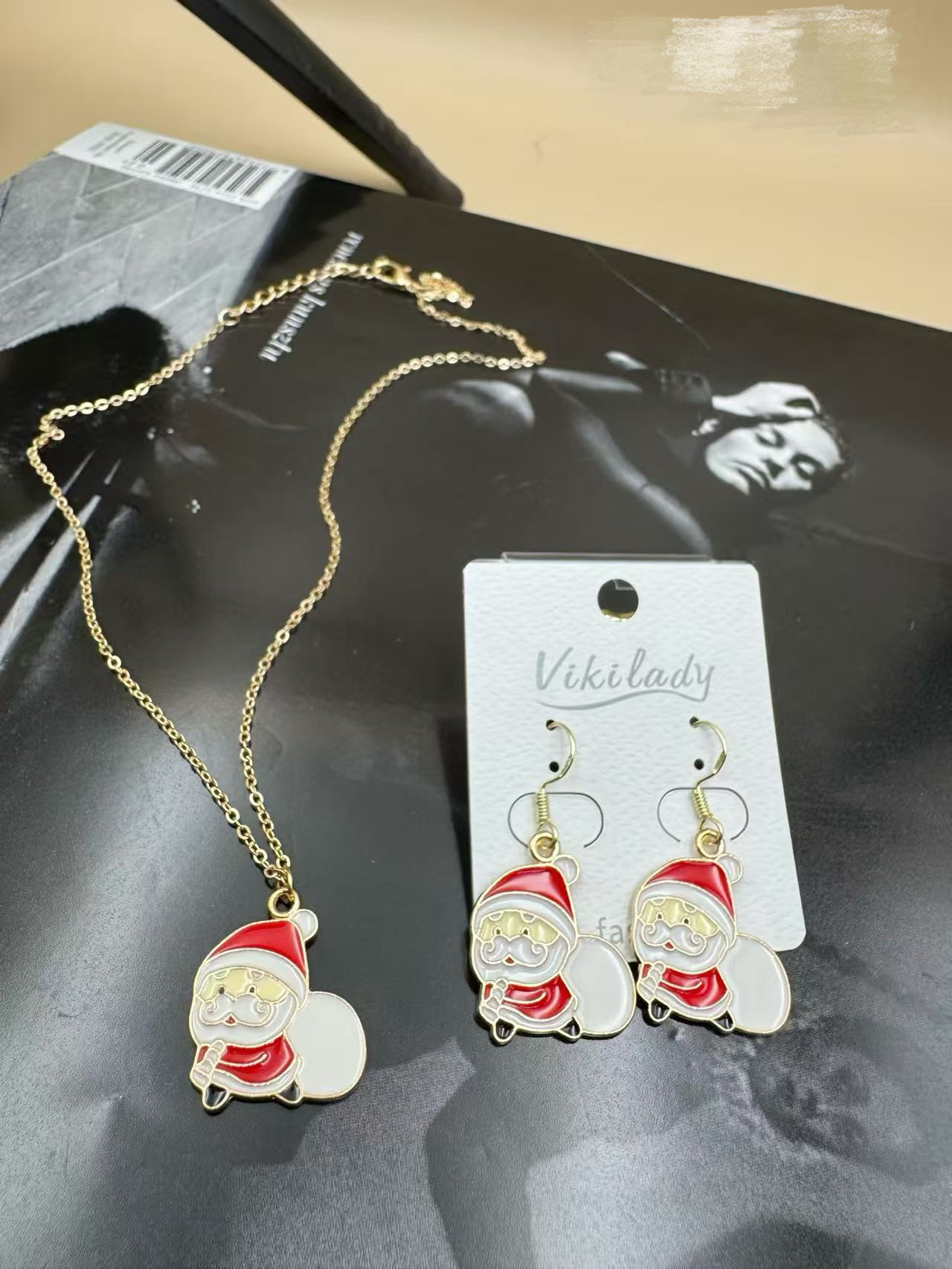 圣诞🎄主题项链耳饰套装时尚滴油耳环耳饰简约个性耳坠女气质百搭饰品配饰细节图