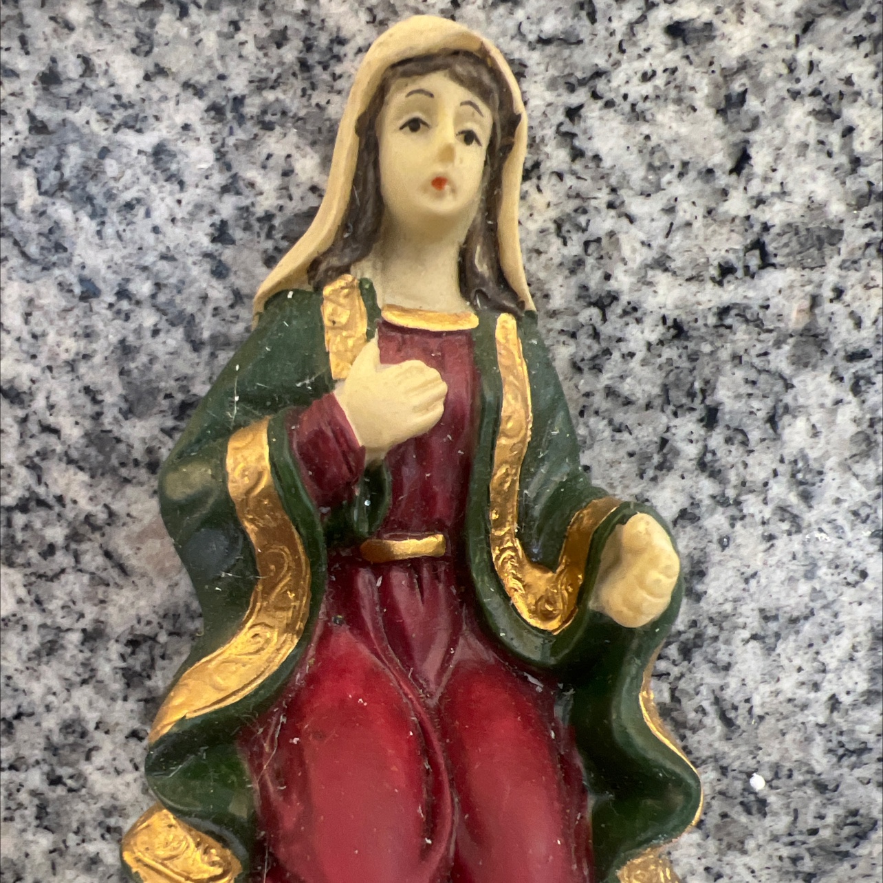 Resin accessories Holy Mother Home car ornaments