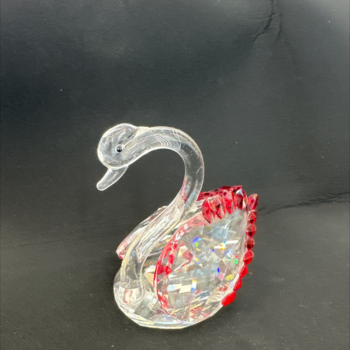 国际商贸城D区三楼二街7864 以斯帖水晶店面 水晶工艺品单只天鹅 精心设计 款式搭配新颖独特 有个性 细节图