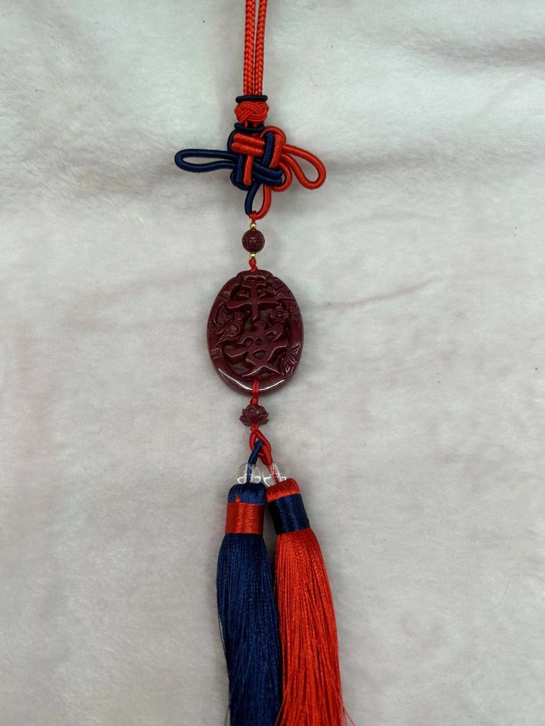 Cinnabar gourd car hanging, hand-woven peace knot, car hanging decoration, auspicious pendant Item Picture