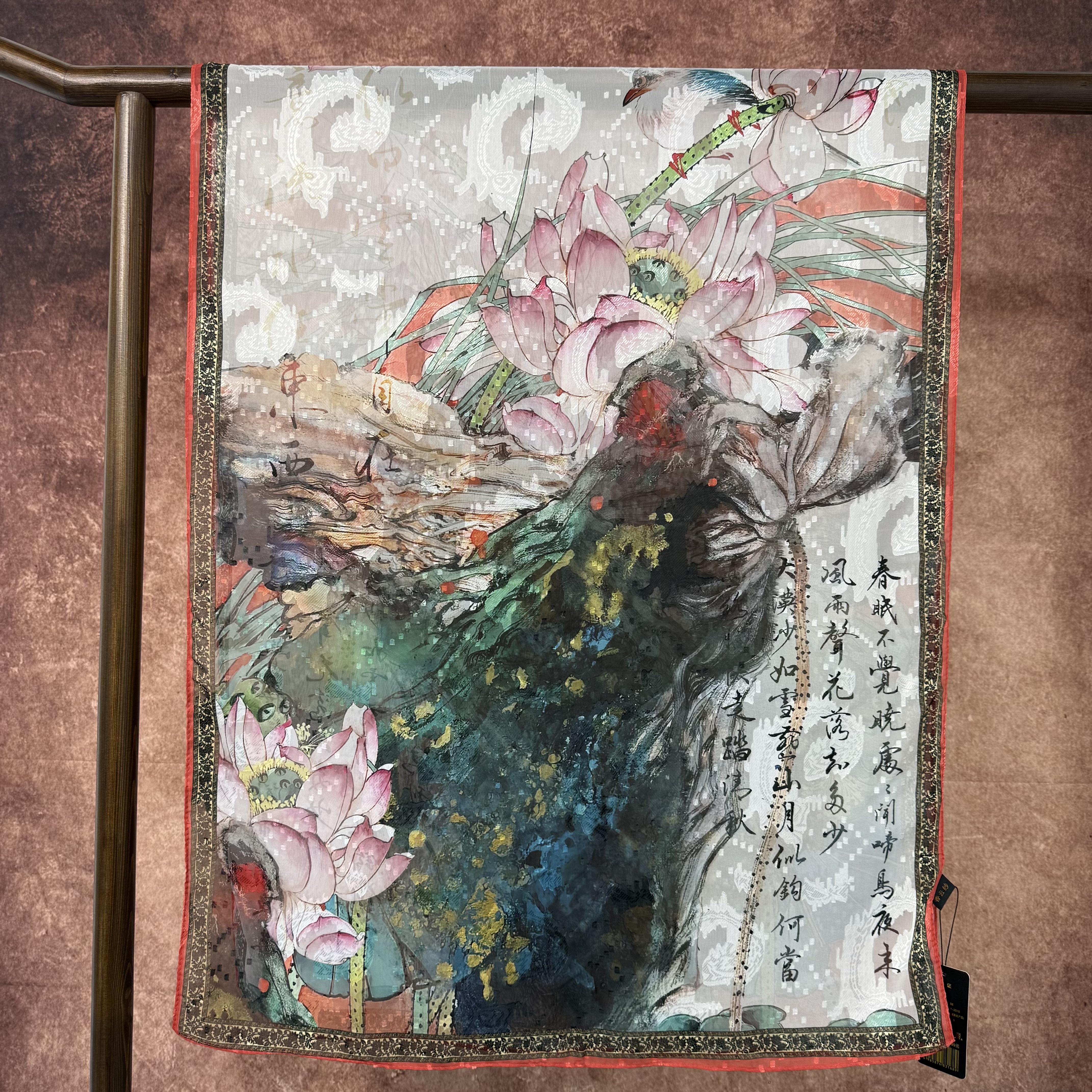 A new Chinese-style shawl and scarf with ink-wash lotus flowers, a long cut flower scarf of 70*180