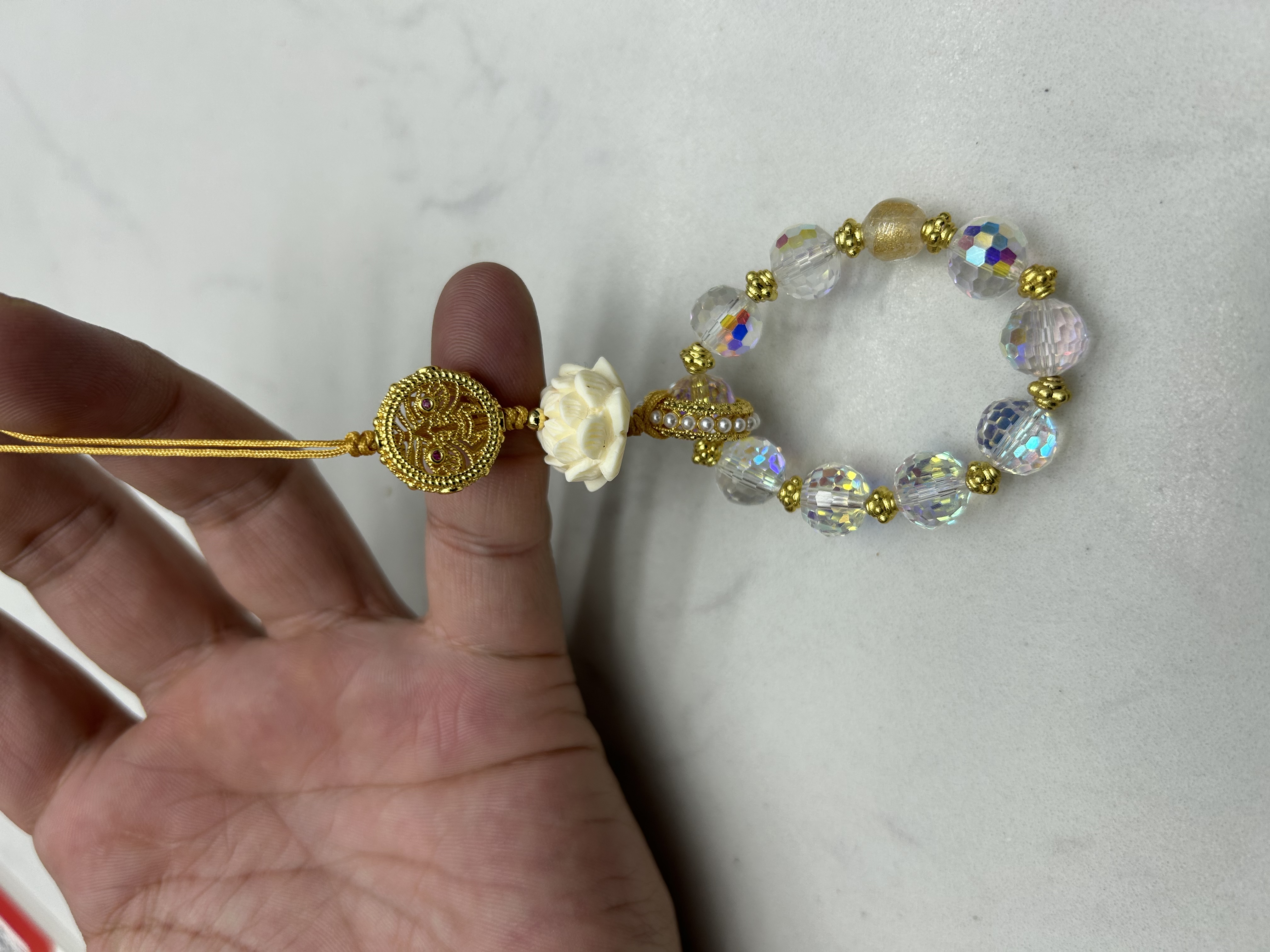 Crystal pendant, the same style as the Hangzhou temple, Huang Caicai mobile phone chain peace bag pendant, sparkling crystal, Chinese boxwood lotus decoration Item Picture