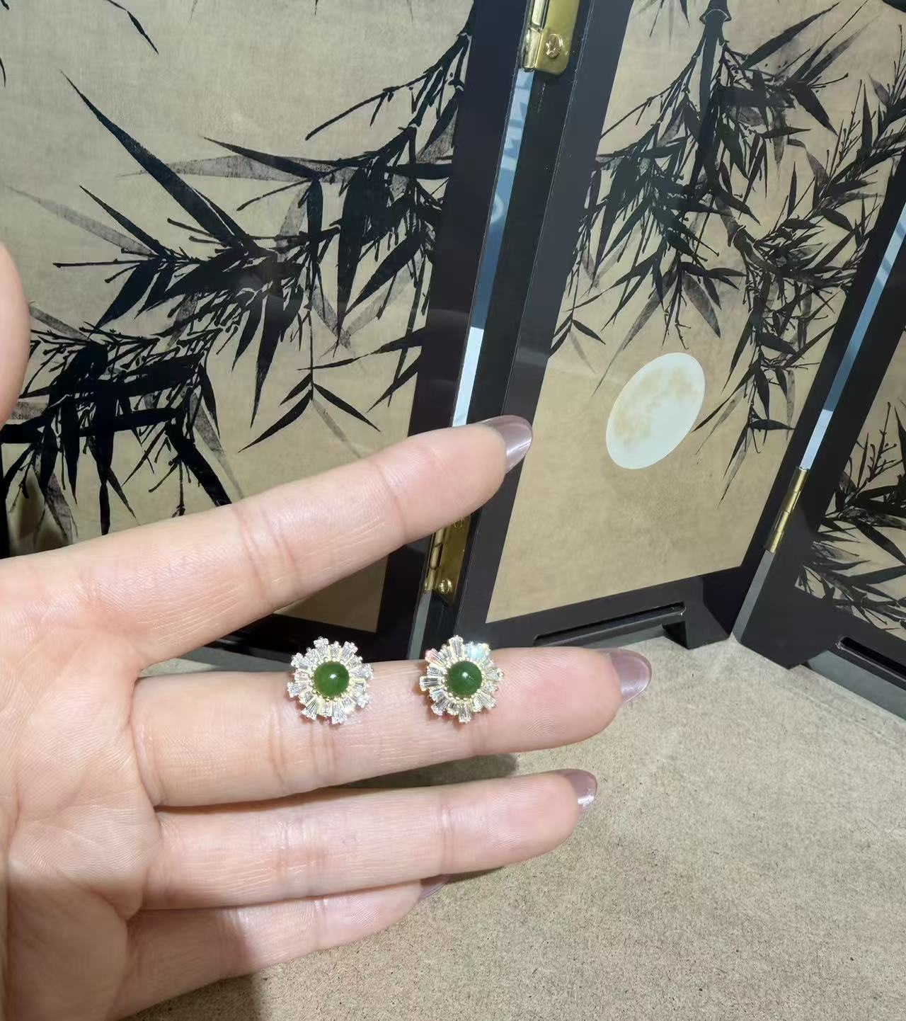 【一妃聚宝】天然和田玉碧玉耳钉女小众设计银镶耳钉不过敏时尚百搭款详情图4