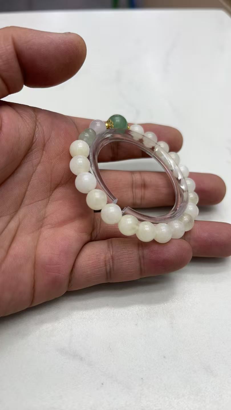 Burmese yellow jade bracelet accessories, handcrafted jewelry accessories, bracelet decoration accessories, matching accessories, simple matching of jade bracelets details Picture