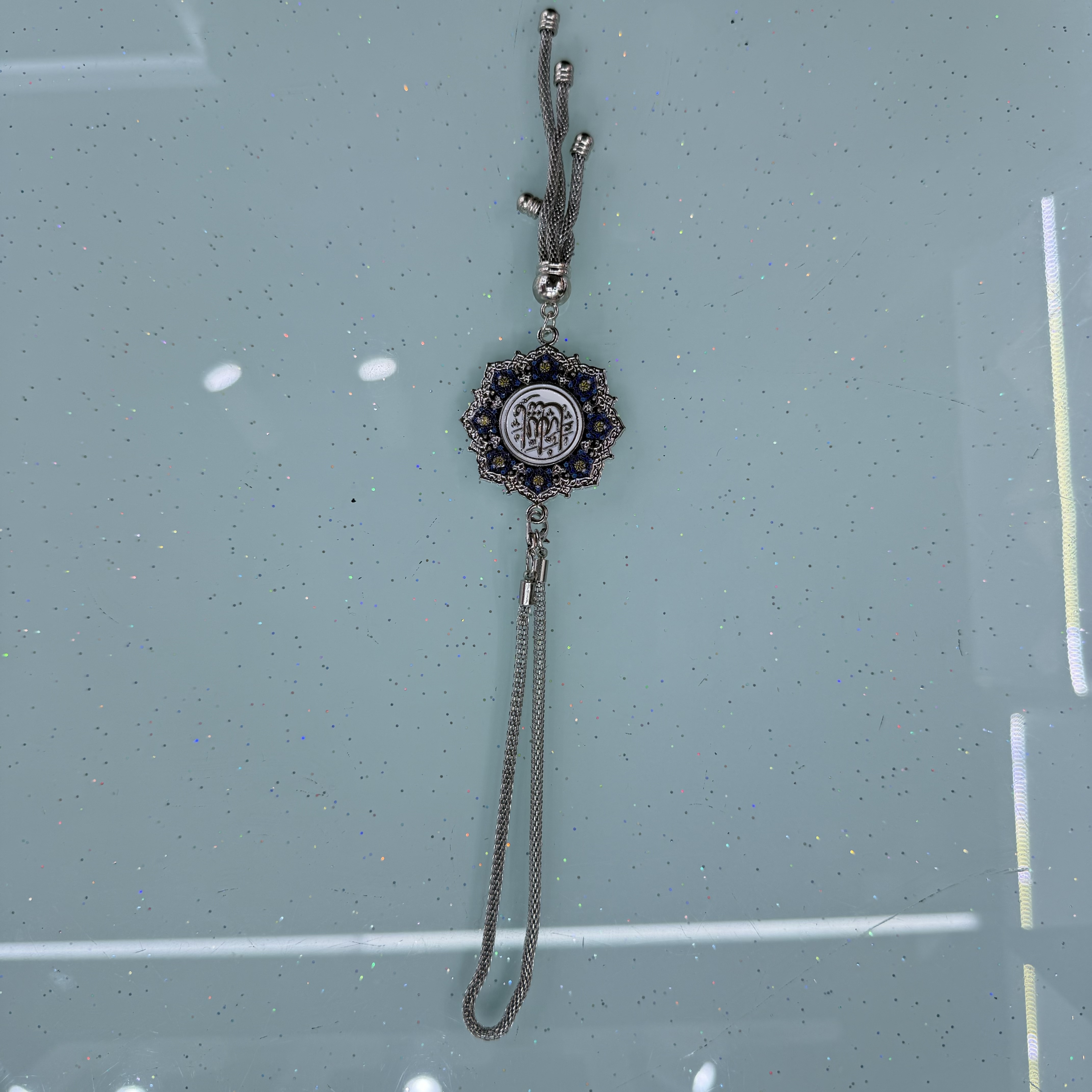 汽车精品车载挂件阿拉伯世界前挡摆件装饰用品产品图