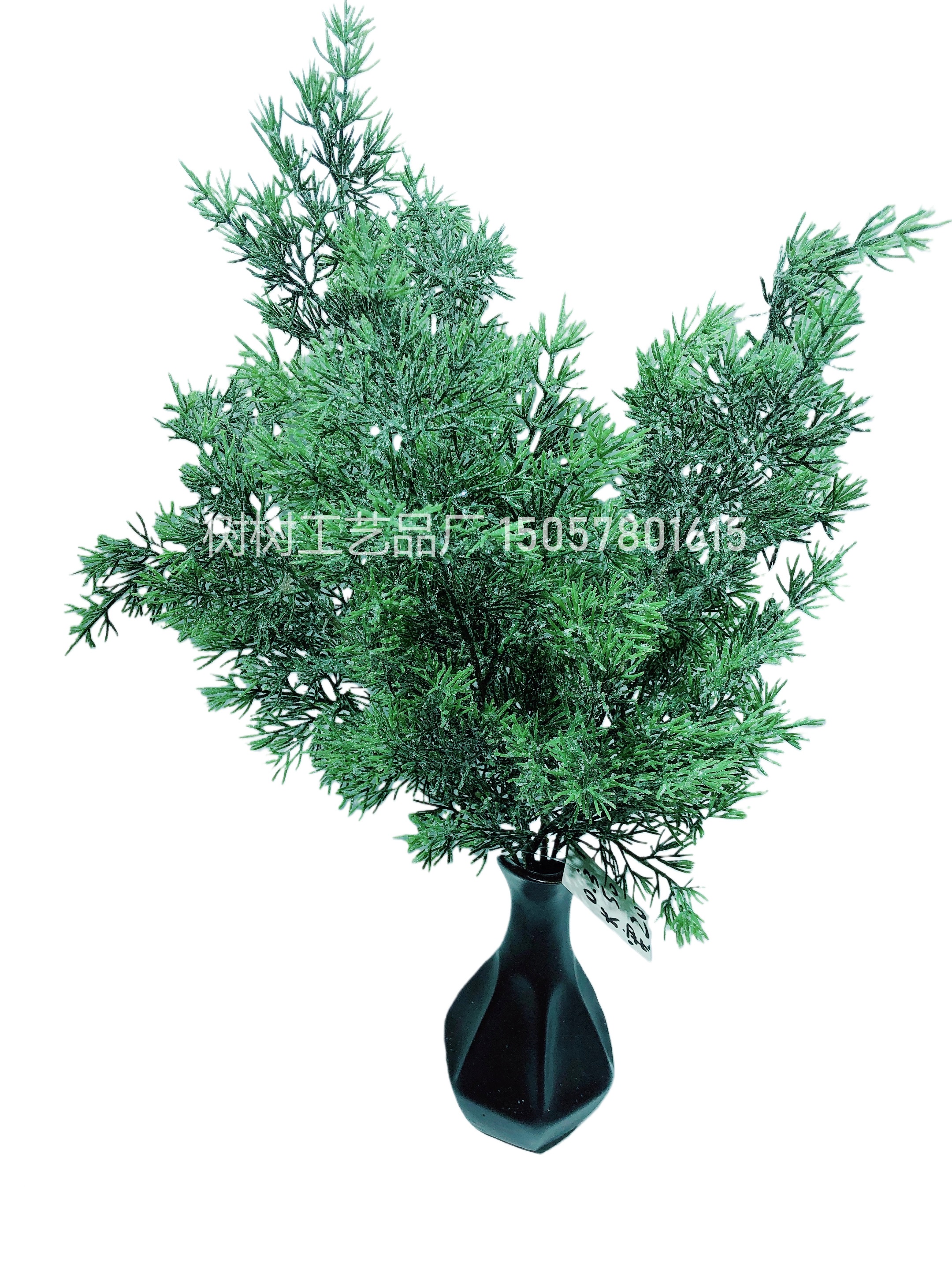 The large pine Christmas artificial green plant set has a realistic appearance, is long-lasting and durable, and is made of eco-friendly materials. It is a popular Amazon bestseller. Five plastic flowers, plastic flowers, artificial flowers, plastic artificial flowers detail image 2