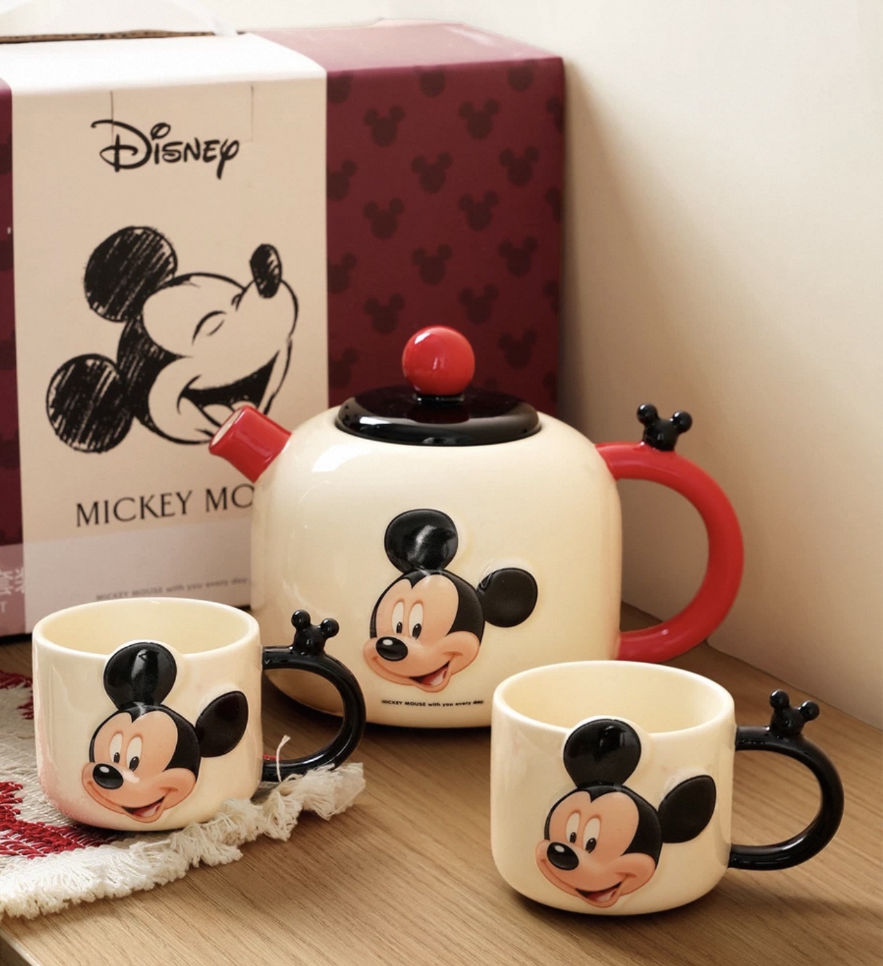 迪士尼陶瓷茶壶家用泡茶专用水壶2025新款高颜值茶具礼盒套装迪士尼陶瓷茶壶家用泡茶专用水壶2025新款高颜值茶具礼盒套装