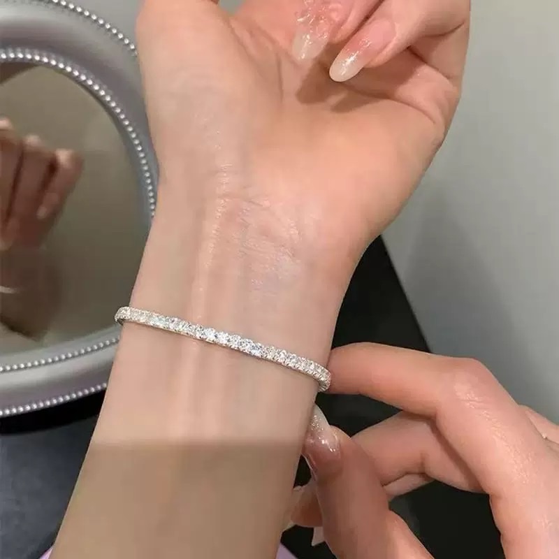 s925 sterling silver versatile sparkling Zircon round bead bracelet, elegant and niche accessory, simple small diamond jewelry accessory Specification image