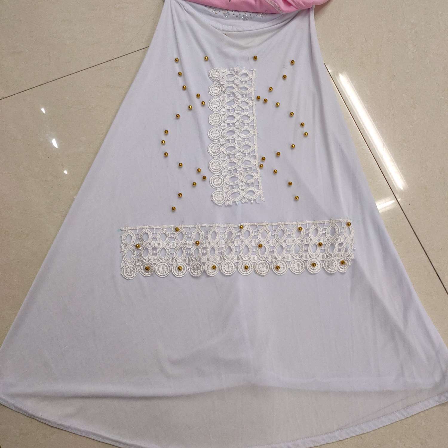 Muslim patch beaded scarf, cotton scarf, long scarf, headscarf 12 Application Scenario