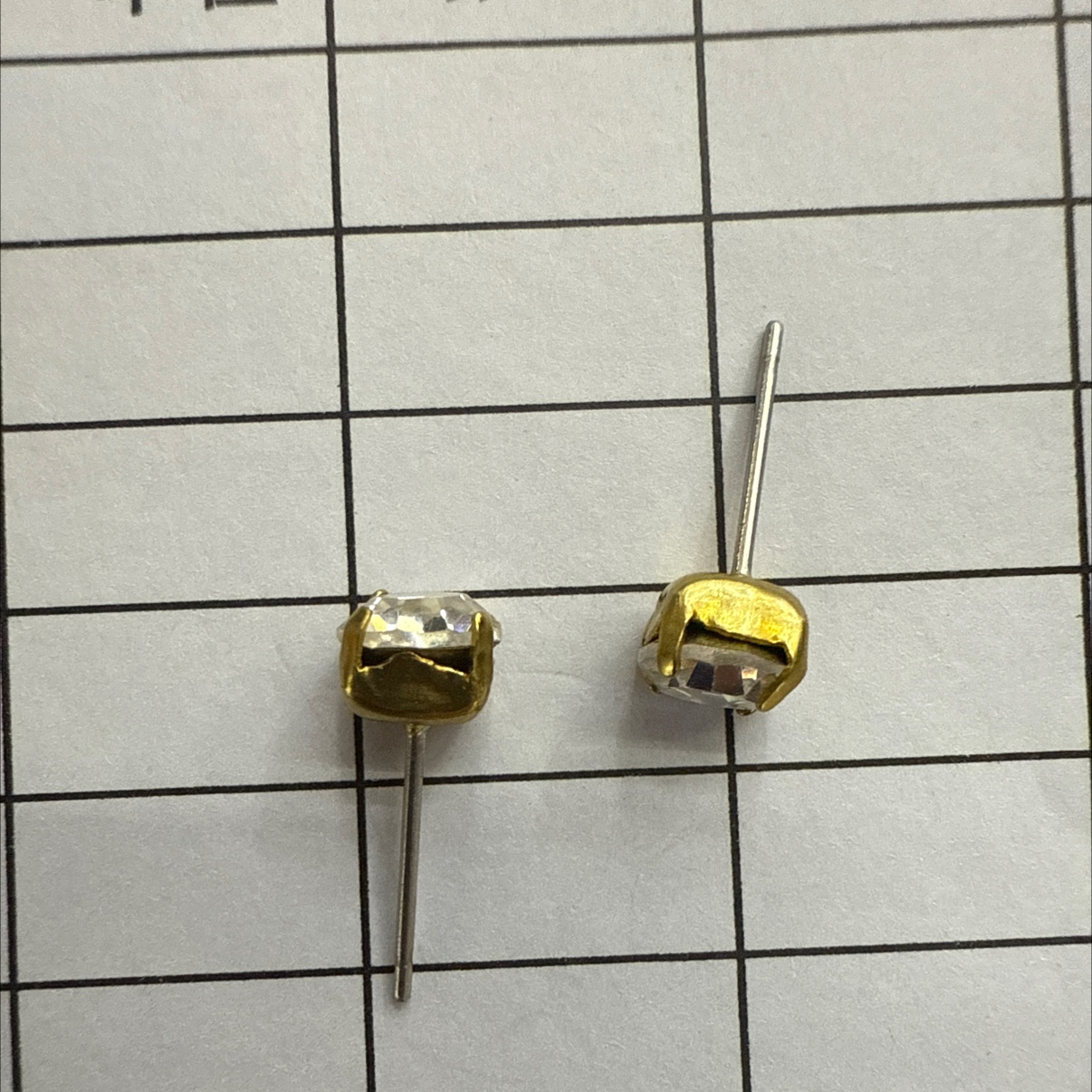 耳针，6mm、水钻，铜爪，钢针。一包1000颗详情图7