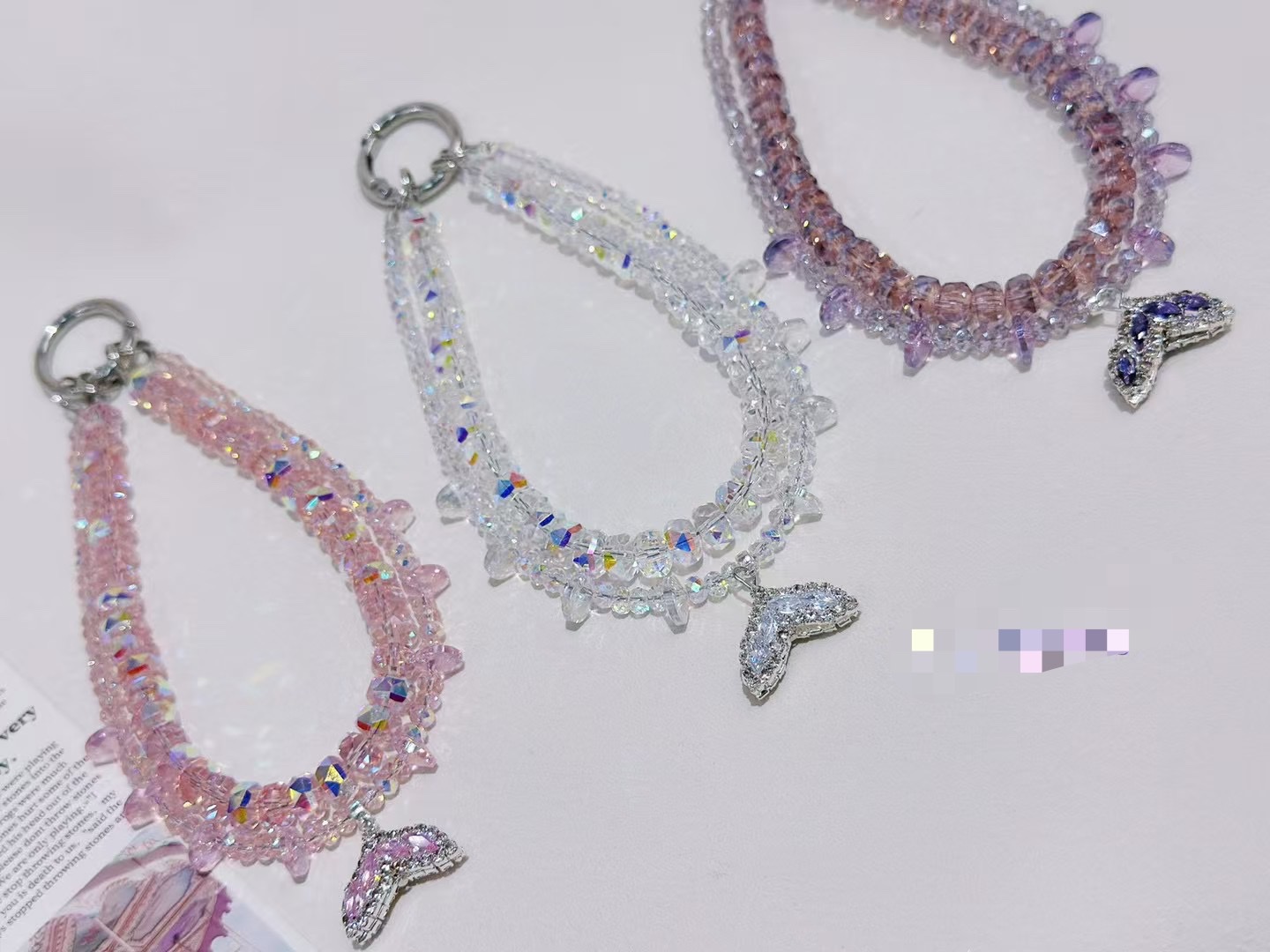 时尚短款手机链女款亚克力挂件配件斜挎链简约潮流手机挂饰