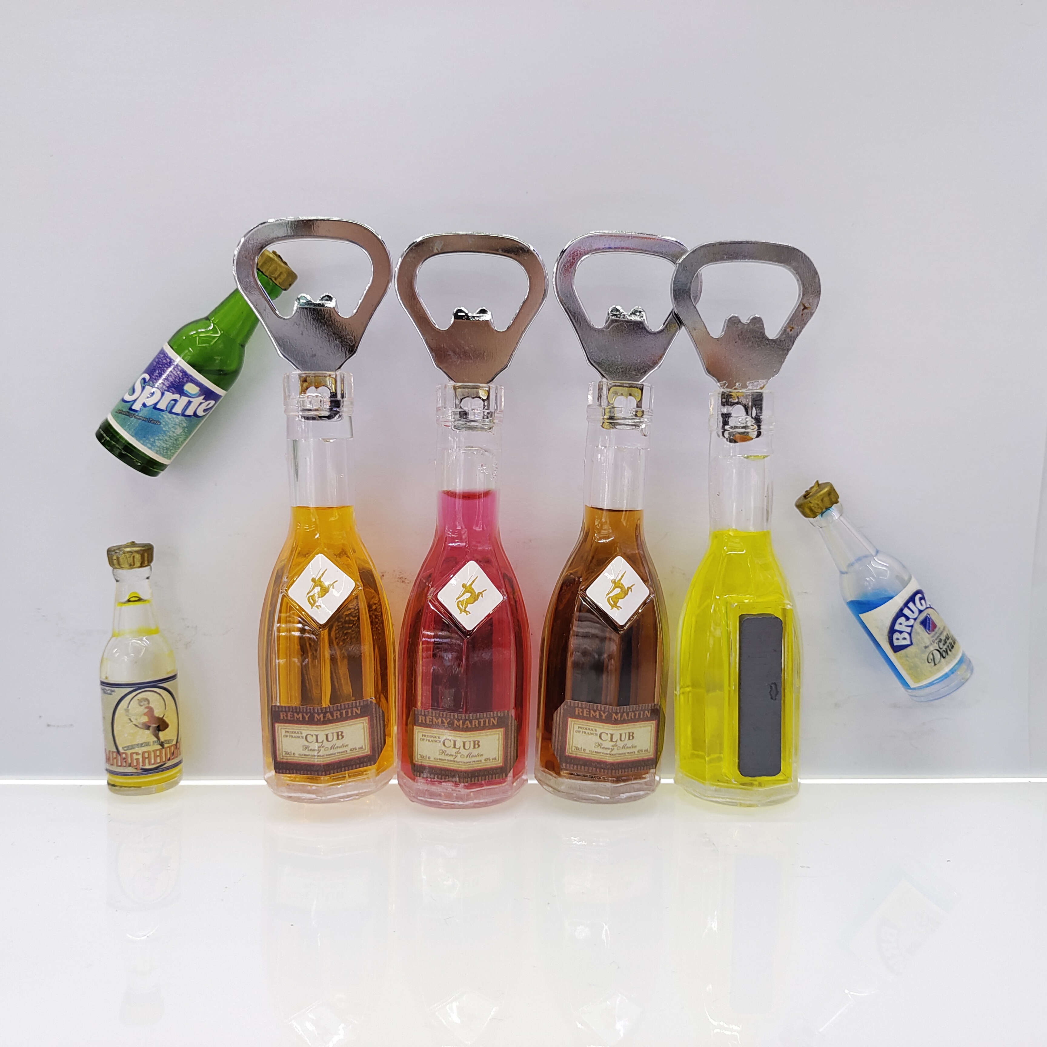 Refrigerator sticker bottle opener, simulated wine bottle refrigerator sticker, bar fun decoration, home decoration advertising promotion event gift Application Scenario