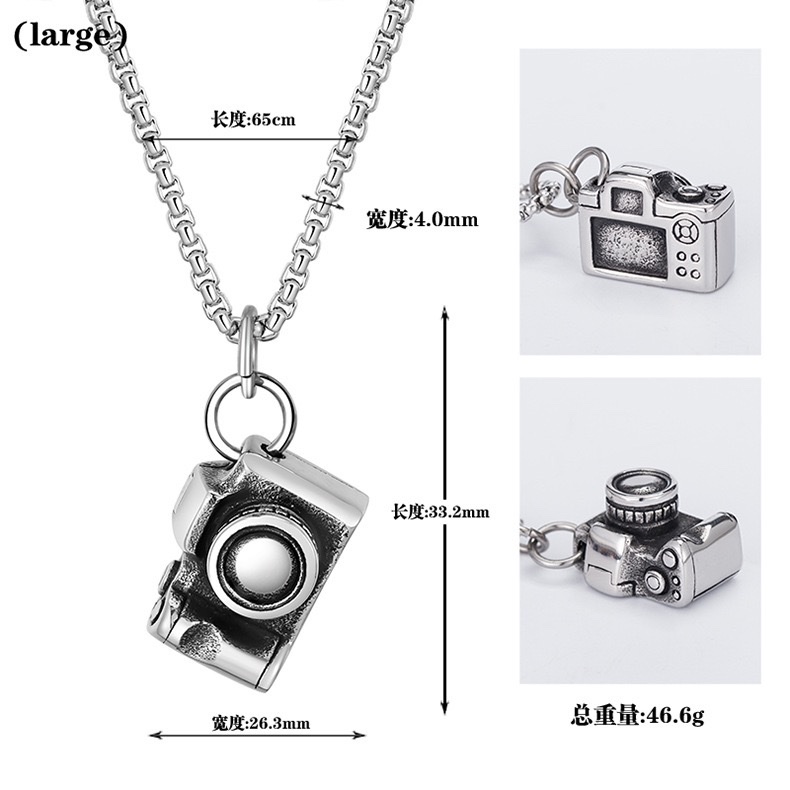 Original niche hip-hop necklace for men, trendy, European and American fashion, individual and retro camera pendant, titanium steel pendant for women Application Scenario