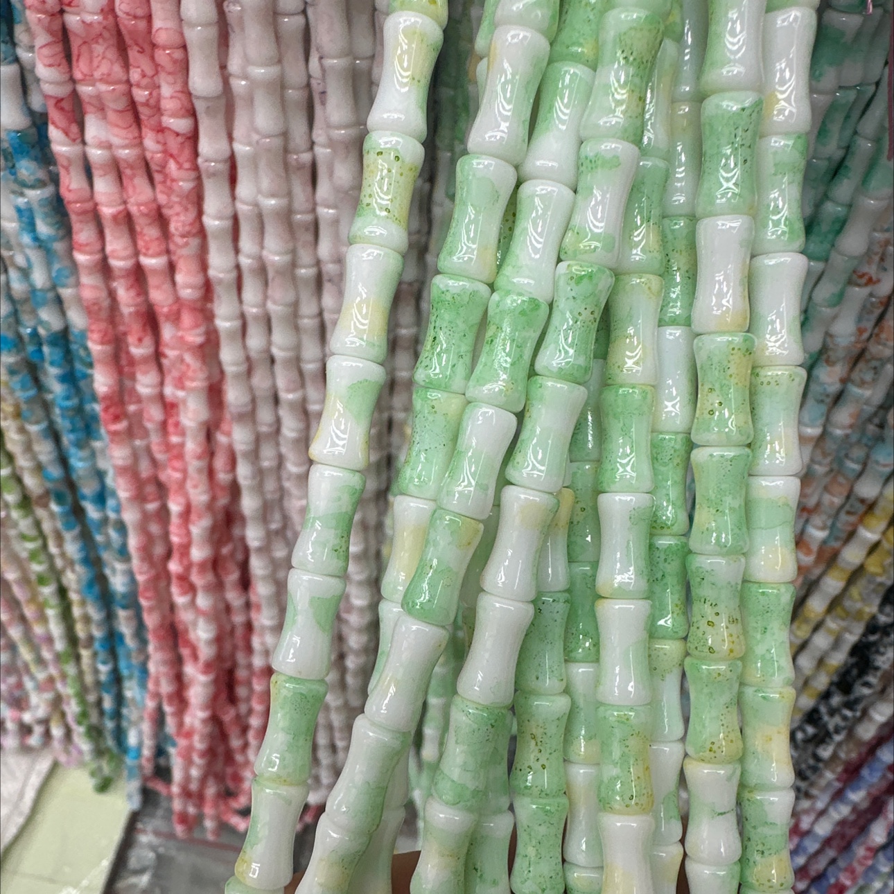 S925银针优雅珍珠白色山茶花耳环 网红气质个性黑色山茶花耳饰女图