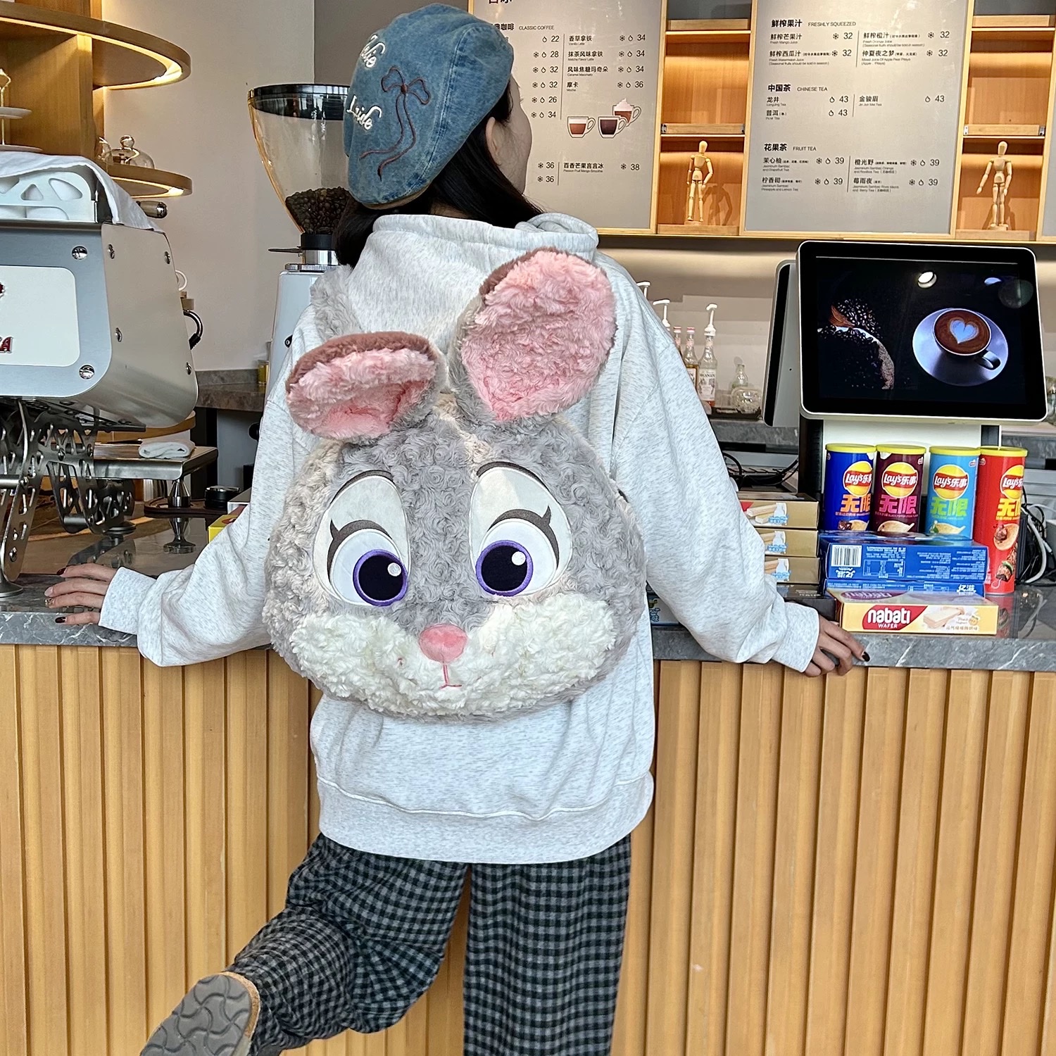 正版 疯狂动物城 尼克和朱迪 双肩包+靠枕 两用详情图6