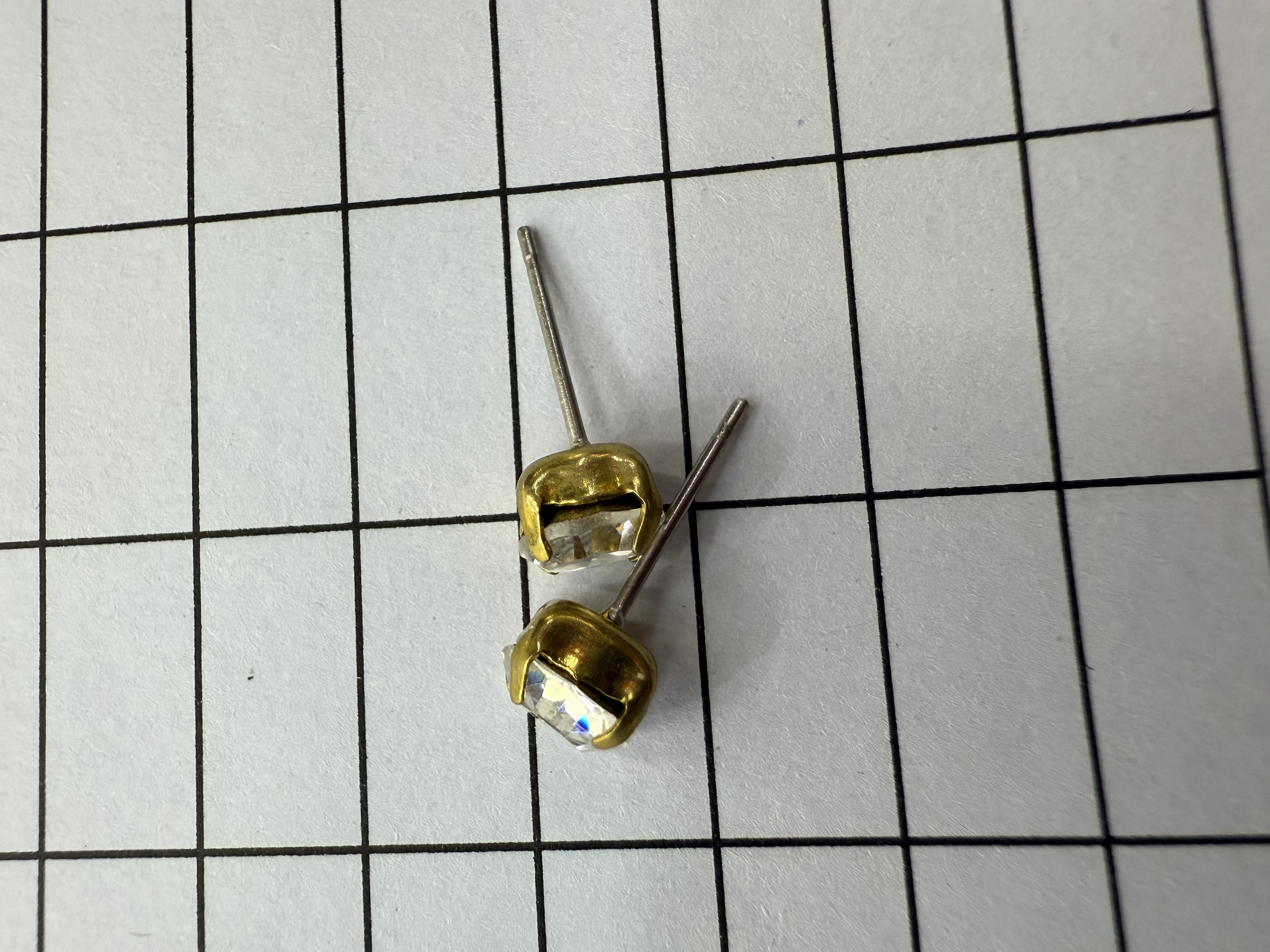 耳针，6mm、水钻，铜爪，钢针。一包1000颗详情图4