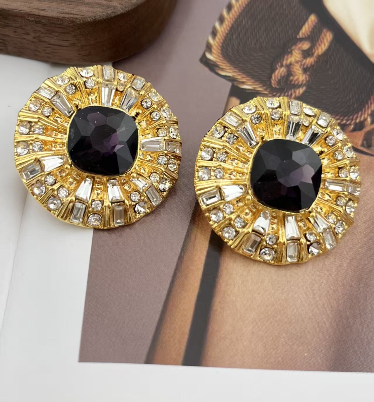 欧美新款甜美夸张女复古重工紫色宝石钻设计感太阳花耳钉