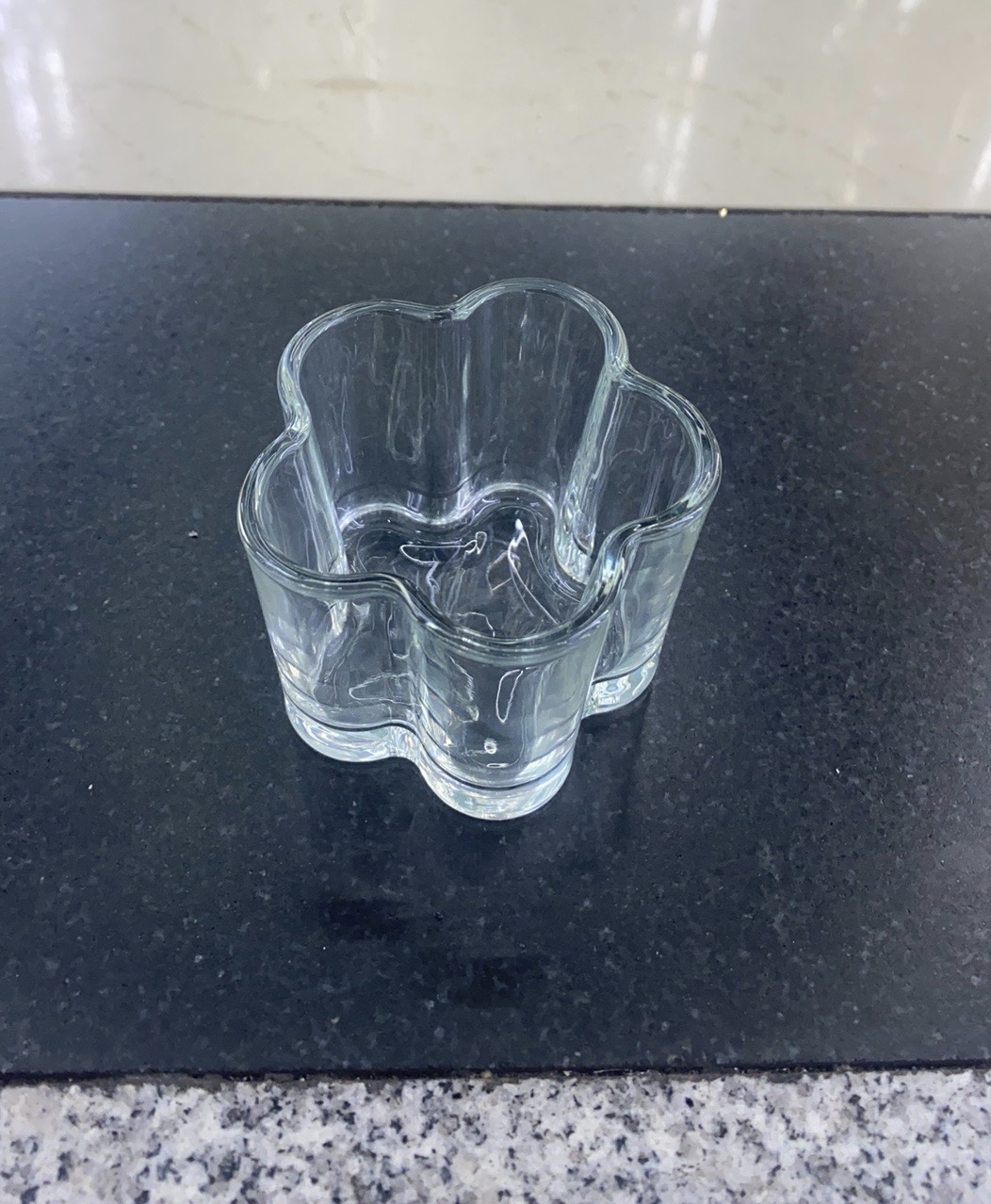 玻璃罩花瓶琉璃佛像玻璃瓶工艺品装饰摆件家居摆设收藏品玻璃瓶花瓶