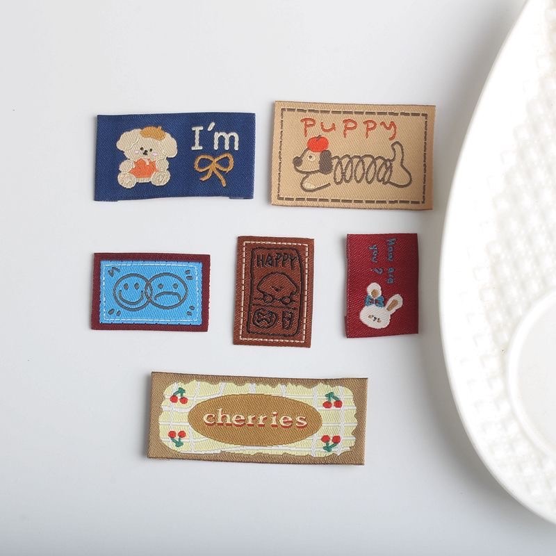 Collar label, fabric label, Korean-style rabbit and cat wash label, bag and hat trademark, high-end decorative woven label, sewing accessories detail image 2
