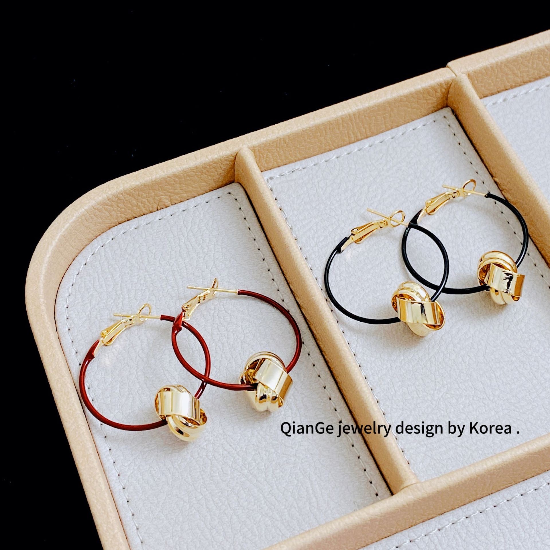 Retro Hong Kong-style glazed ring earrings, the same style as Tan Songyun's s925 silver needle earrings, with a fashionable and stylish design