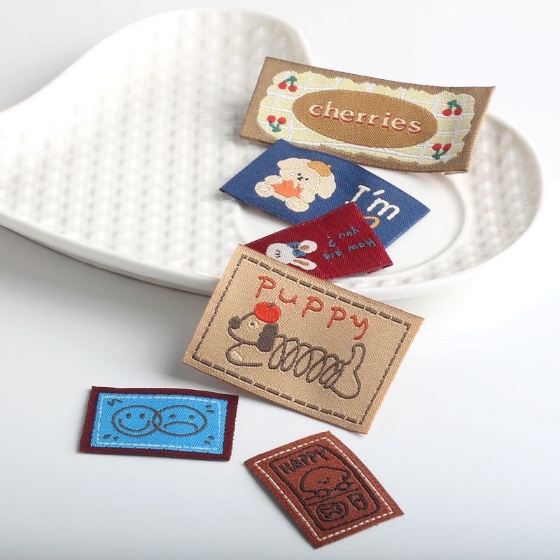 Collar label, fabric label, Korean-style rabbit and cat wash label, bag and hat trademark, high-end decorative woven label, sewing accessories Specification image