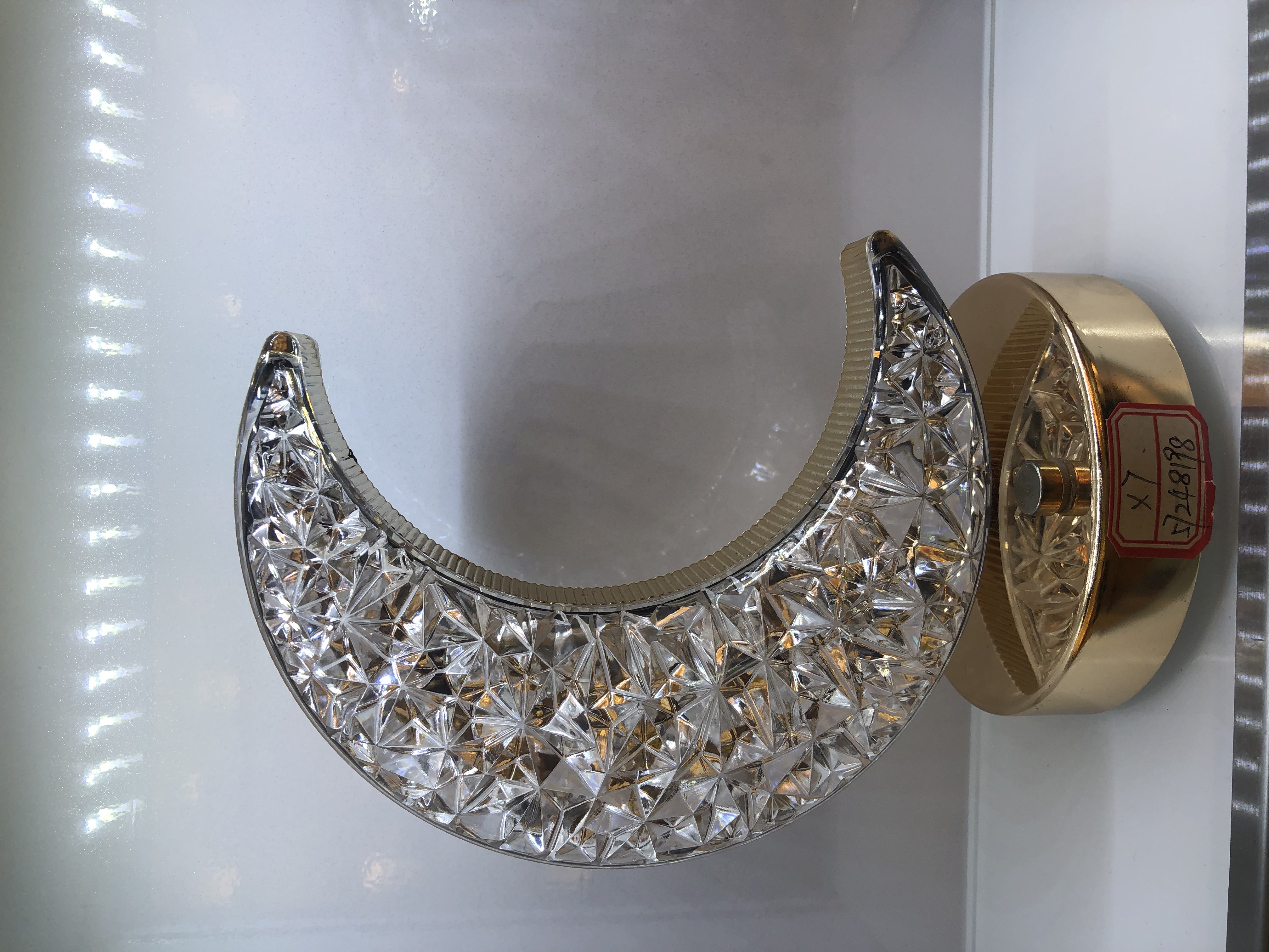 普通照明台灯实物图