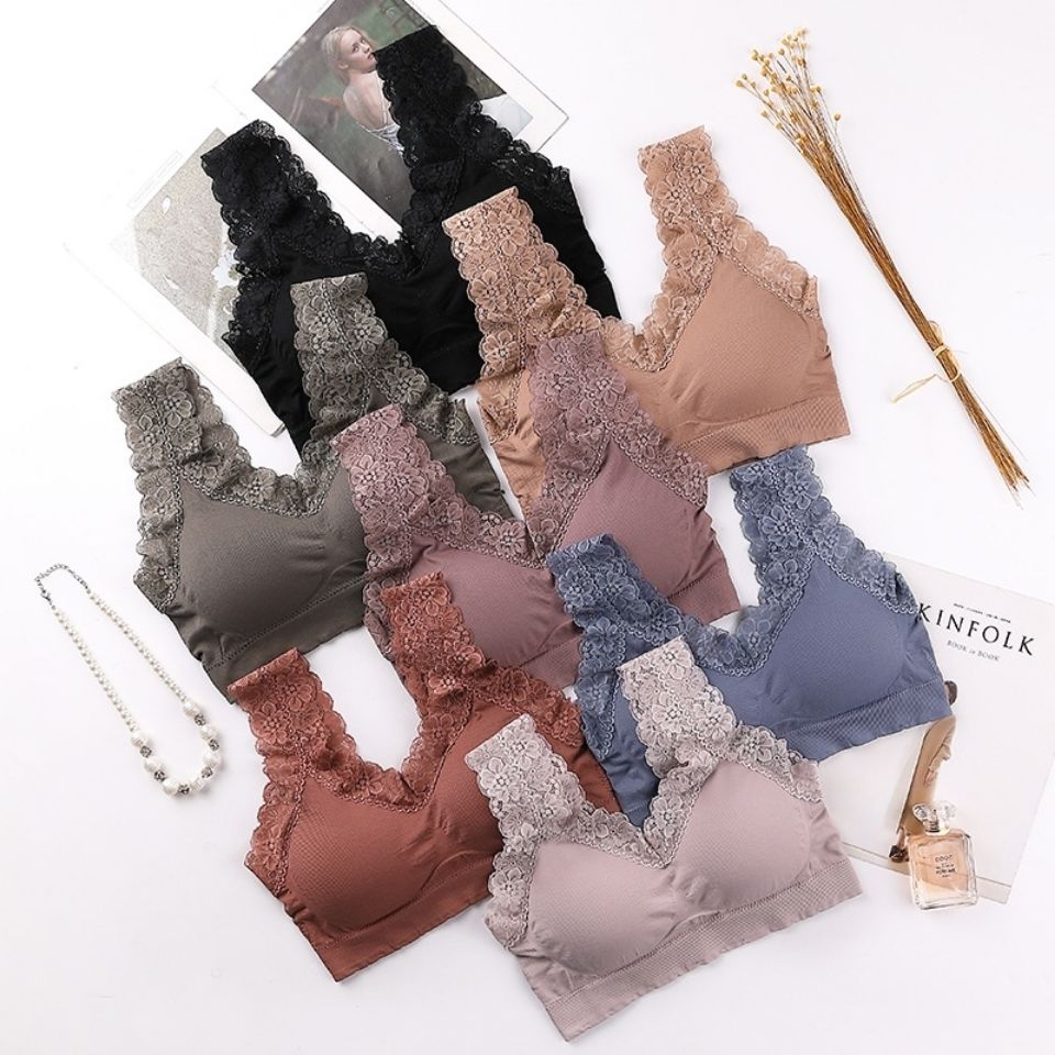 The queen of Lace for women's plus-size bras undefined