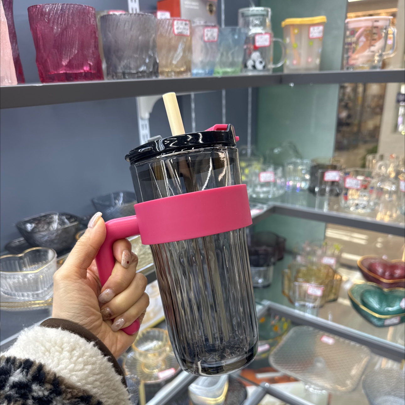 带手柄玻璃水杯