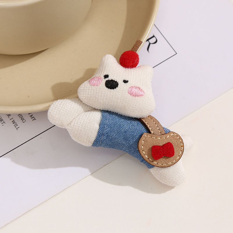 Wholesale of Korean cartoon fabric Dachshund brooches, children's handcrafted accessories, clothes, autumn and winter bag accessories detail image 4