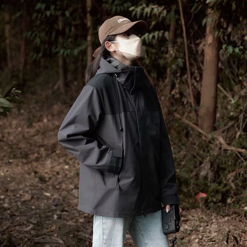 Outdoor men's three-in-one soft shell down jacket, hooded, windproof, waterproof, multi-functional mountaineering suit, sports jacket, down jacket detail image 6